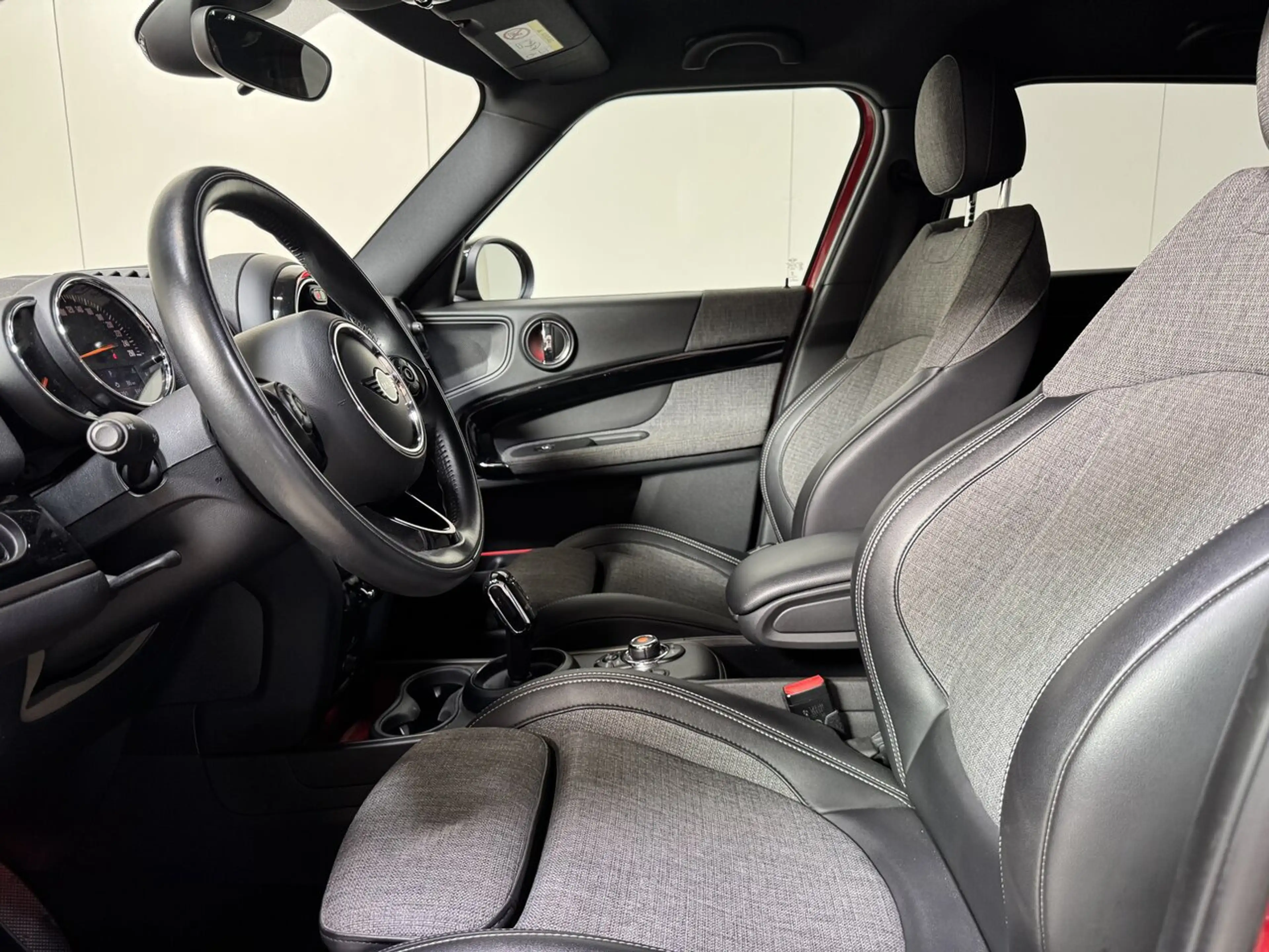 MINI Cooper Countryman 1.5 Benzine Autom. - Airco - GPS - Topstaat! — photo 9