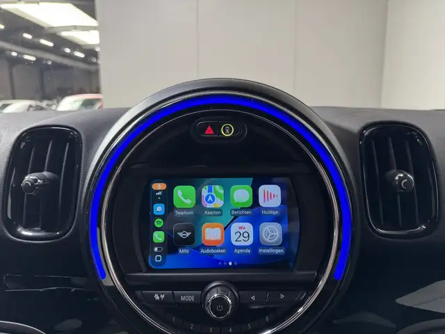 Mini Cooper Cooper view 15