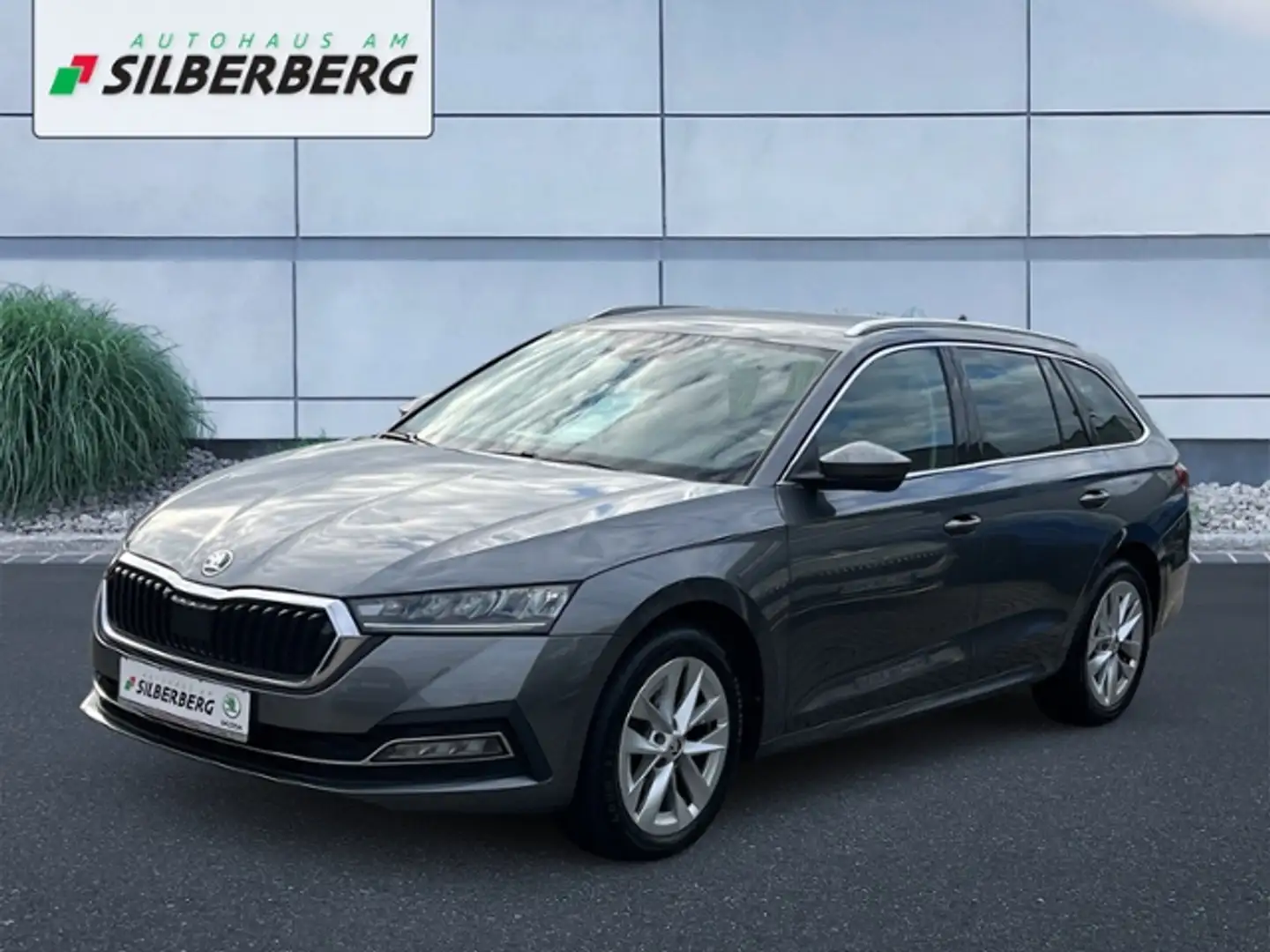 Skoda Octavia Combi Style 2.0TDI DSG NAVI KESSY LED Grau - 2