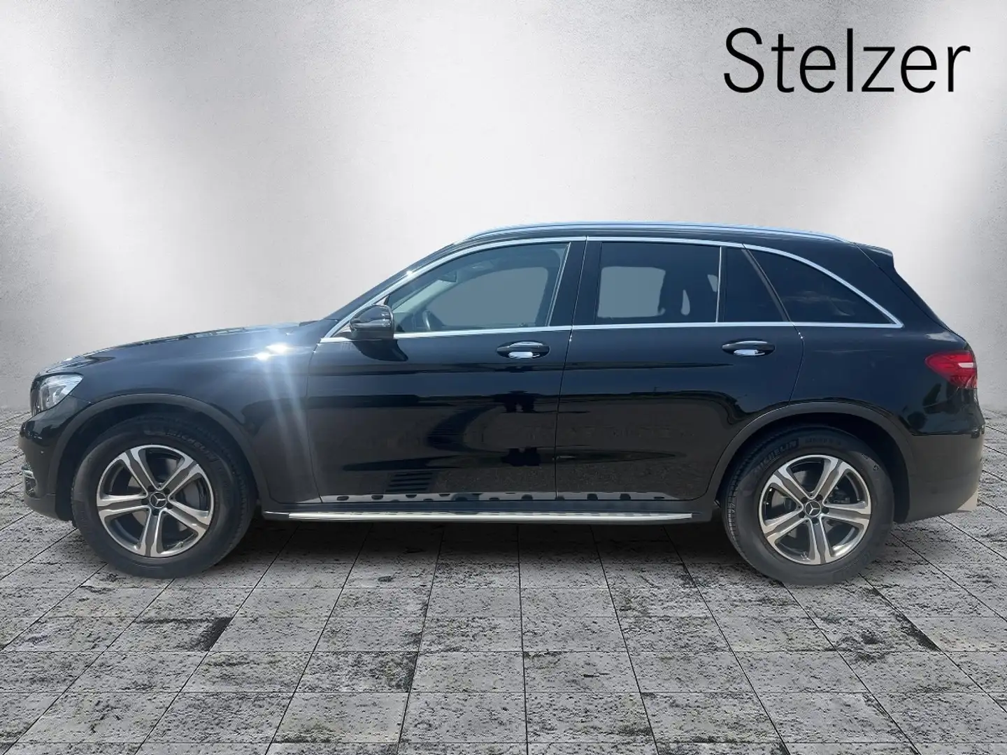 Mercedes-Benz GLC 220 d 4MATIC PTS Shz LED eHeck Klima Zwart - 2