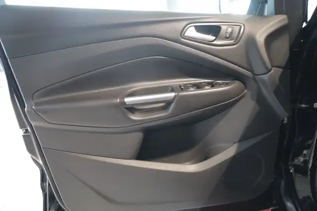 Ford Kuga view 12