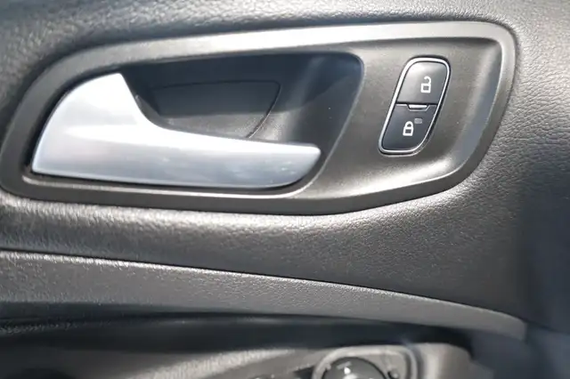 Ford Kuga view 14