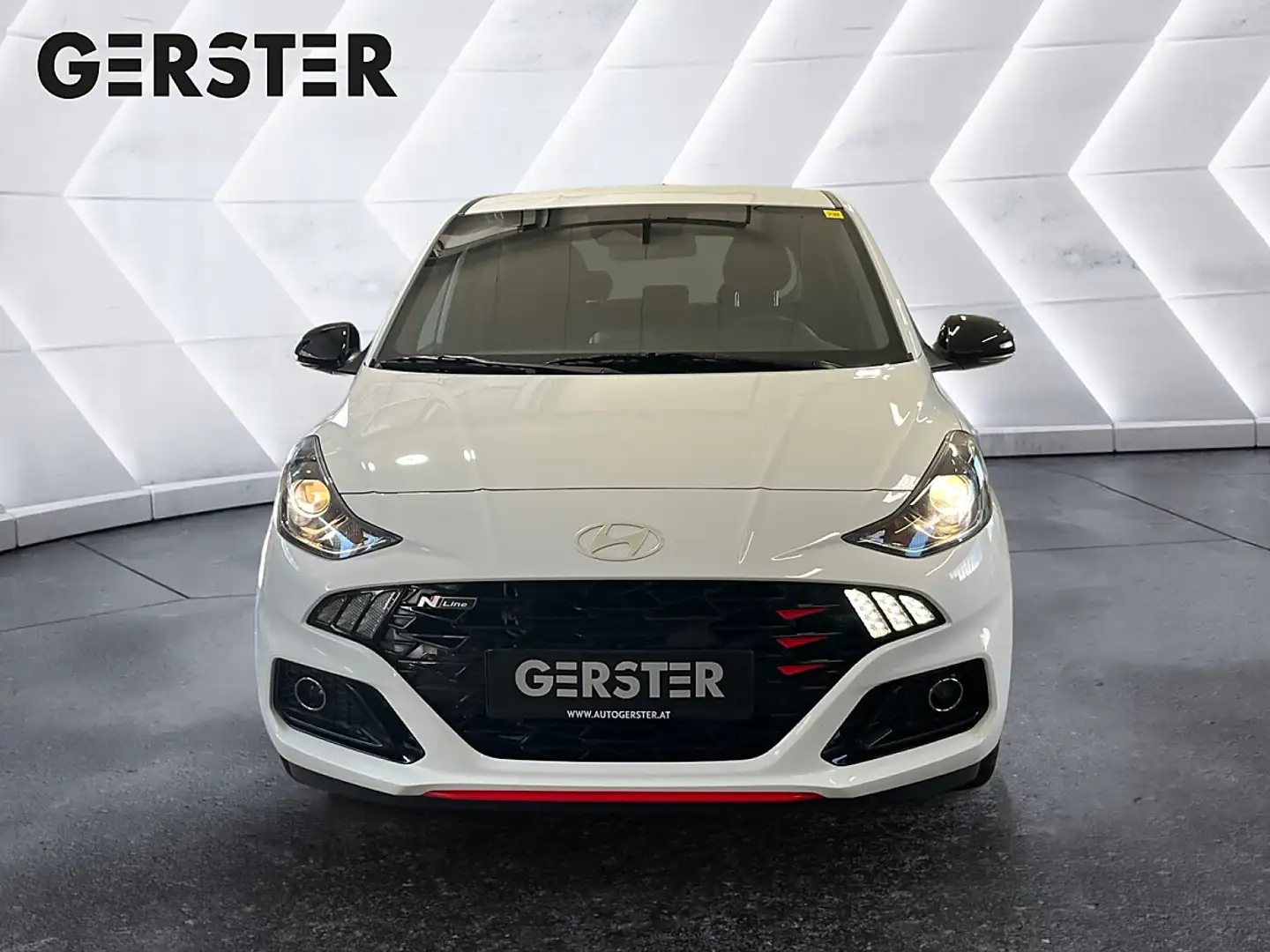 Hyundai i10 1,2 N Line Weiß - 2
