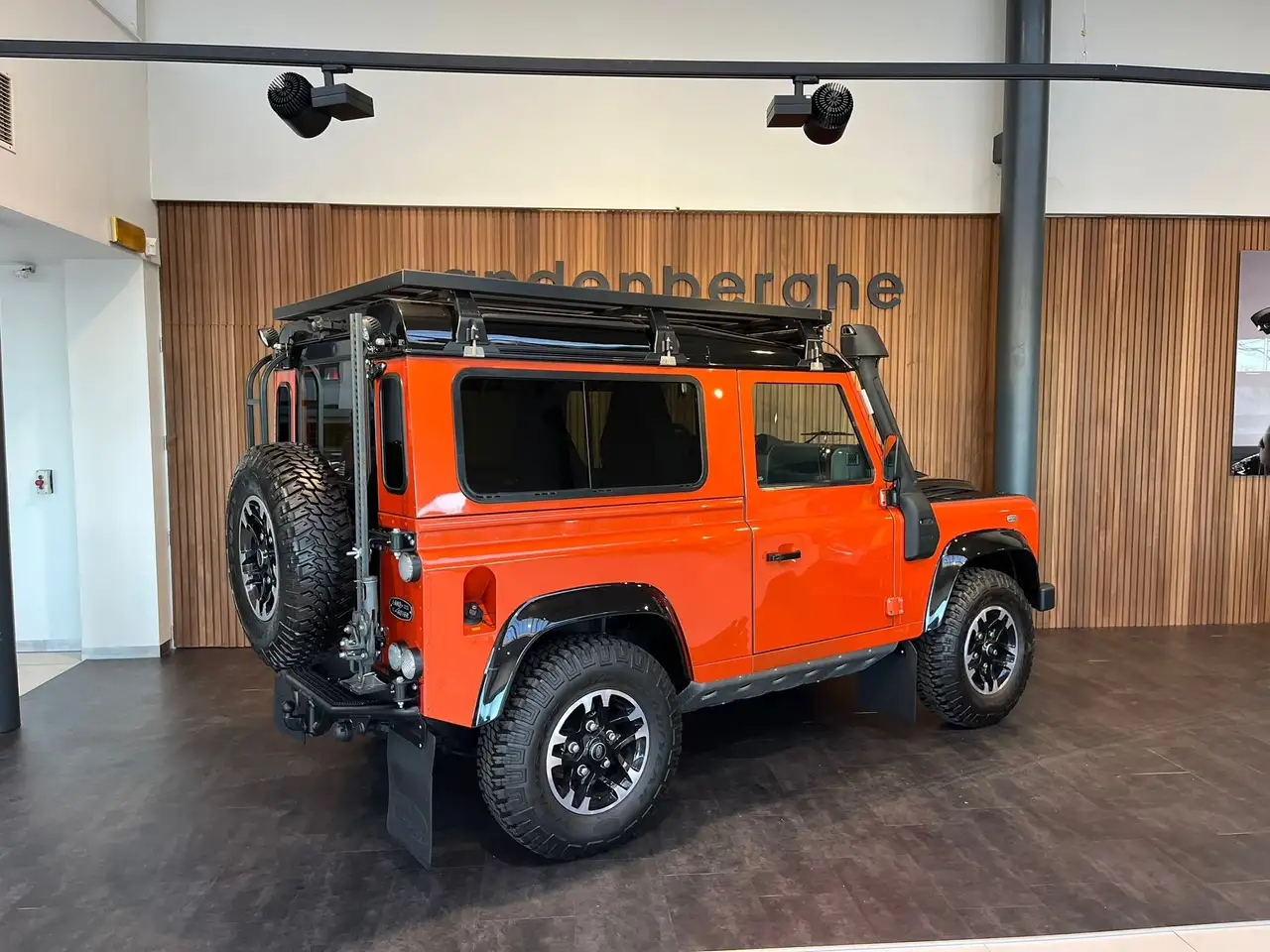 Land Rover Defender 2.2 Turbo - D Adventure lichte vracht - 34000km — foto 3