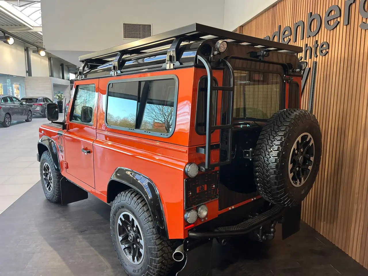 Land Rover Defender 2.2 Turbo - D Adventure lichte vracht - 34000km — foto 4