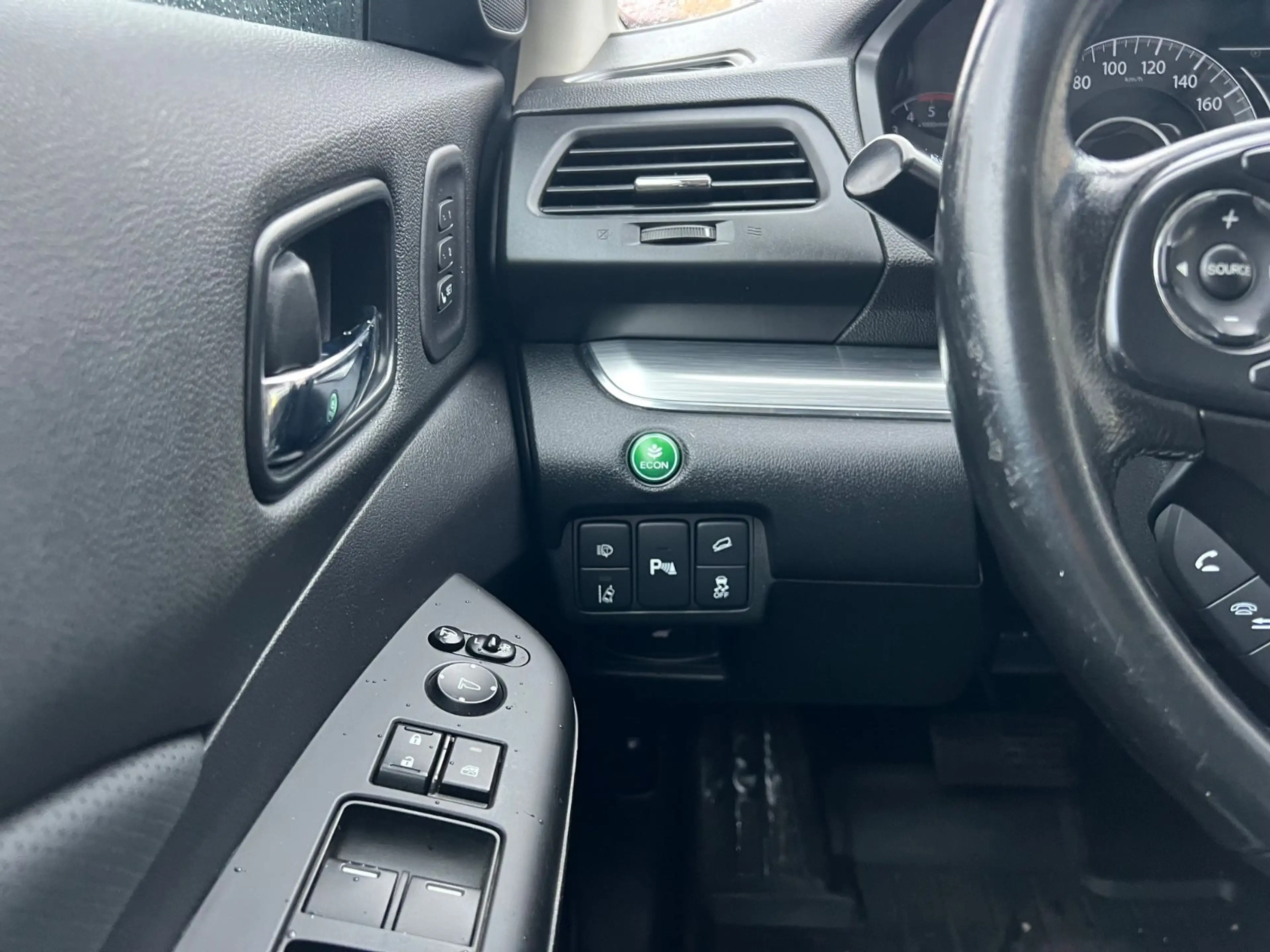 Honda CR-V Executive 4WD — photo 14