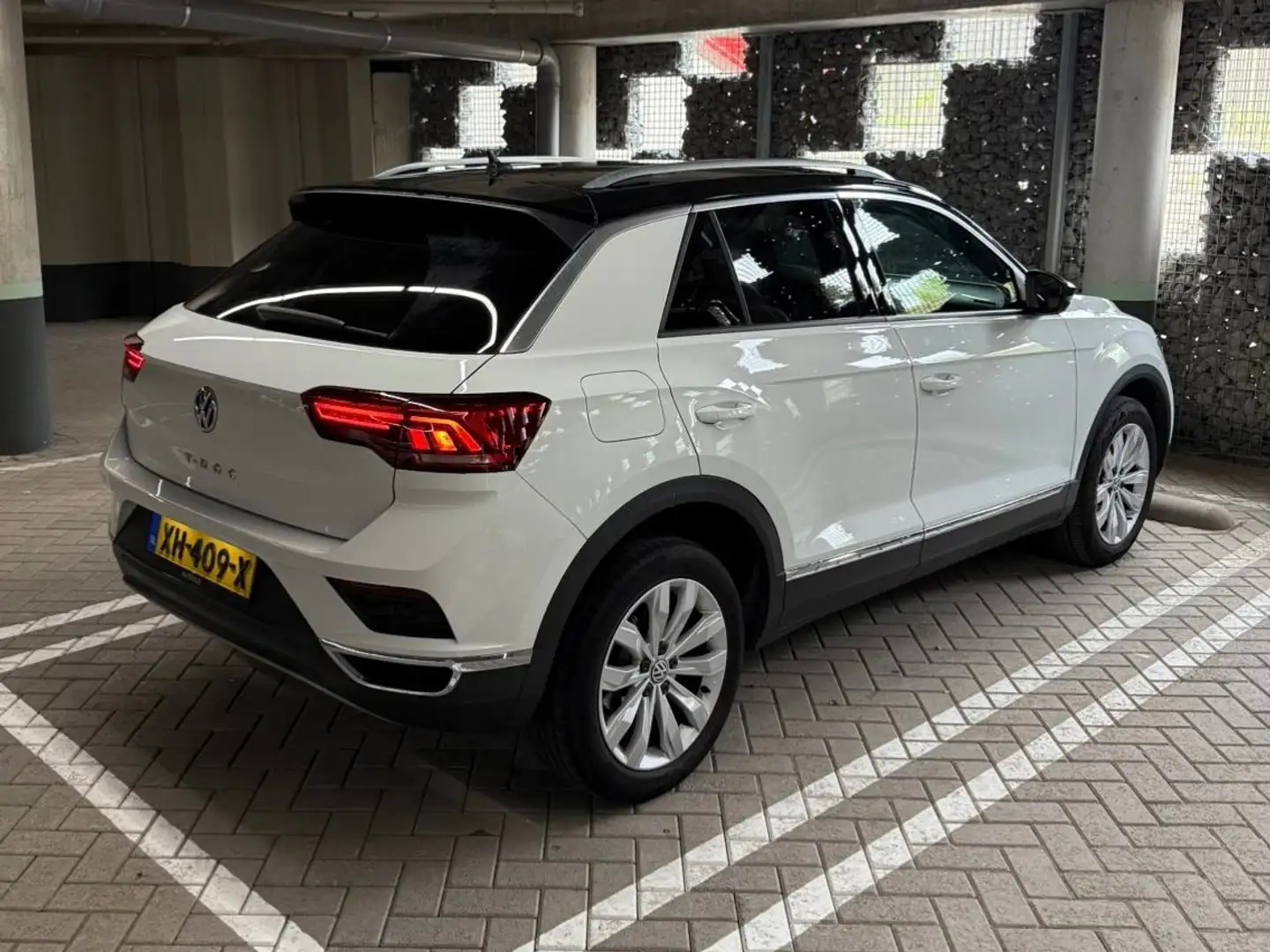 Volkswagen T-Roc Volkswagen T-Roc 1.0 TSI 115pk 2019 Wit Wit - 2