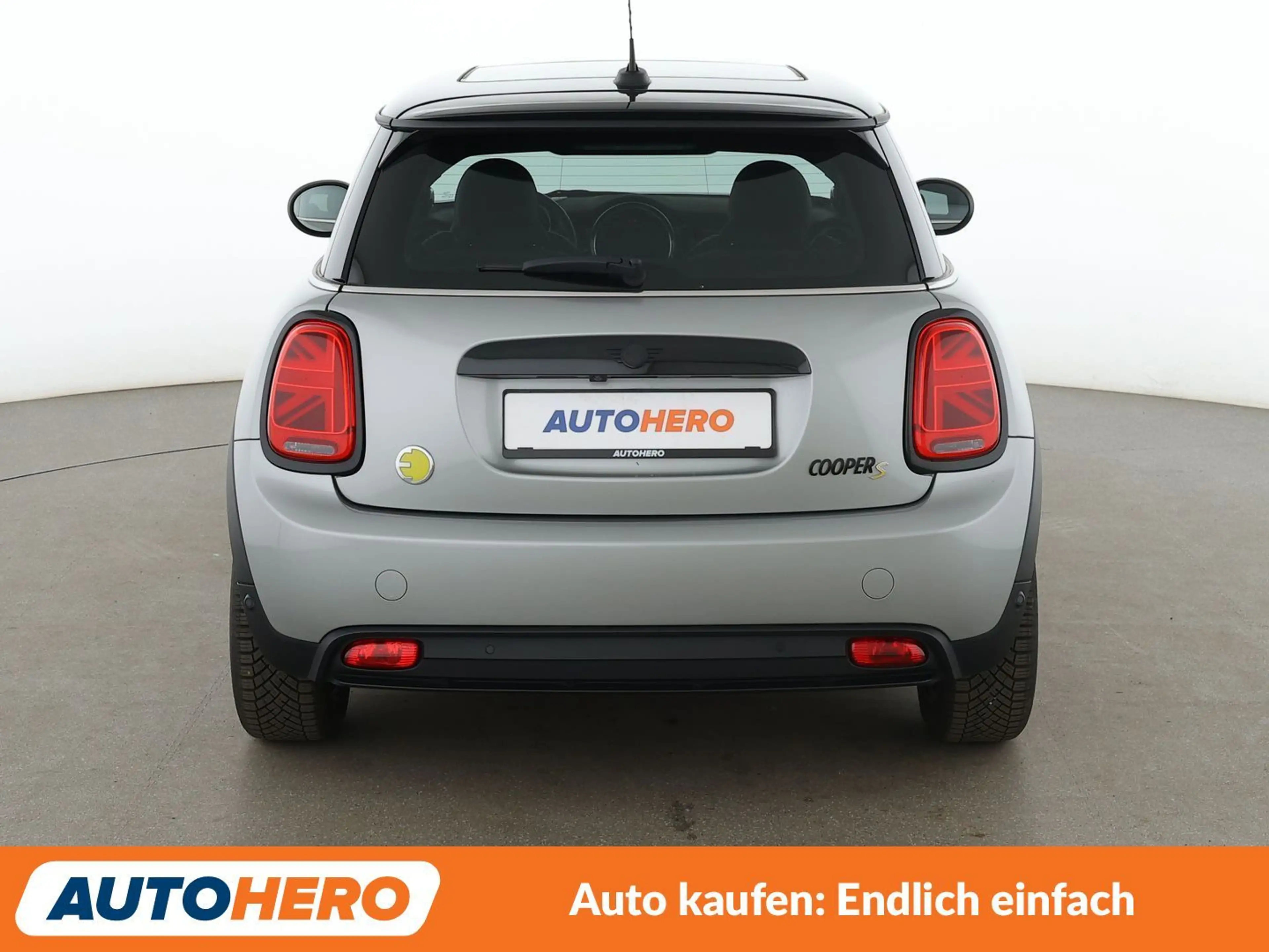 MINI Cooper SE Cooper SE Classic Trim Aut.*NAVI*TEMPO*CAM*PDC* — photo 5