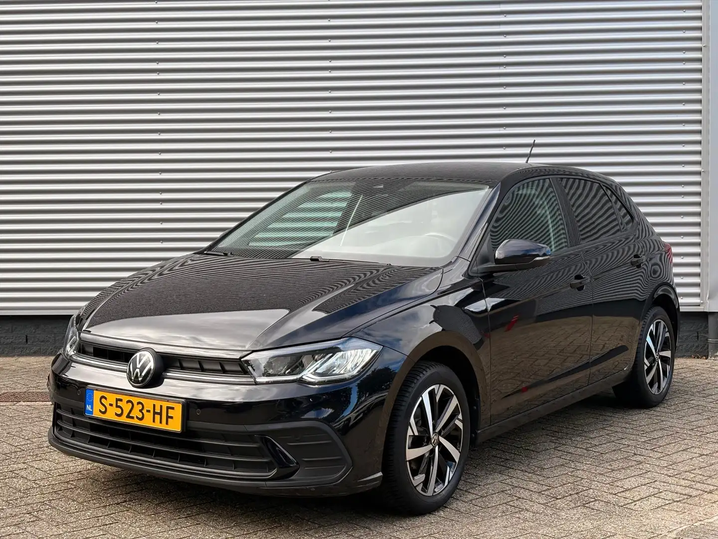 Volkswagen Polo 1.0 TSI 95pk Life Business | Navigatie | Digitale Schwarz - 1
