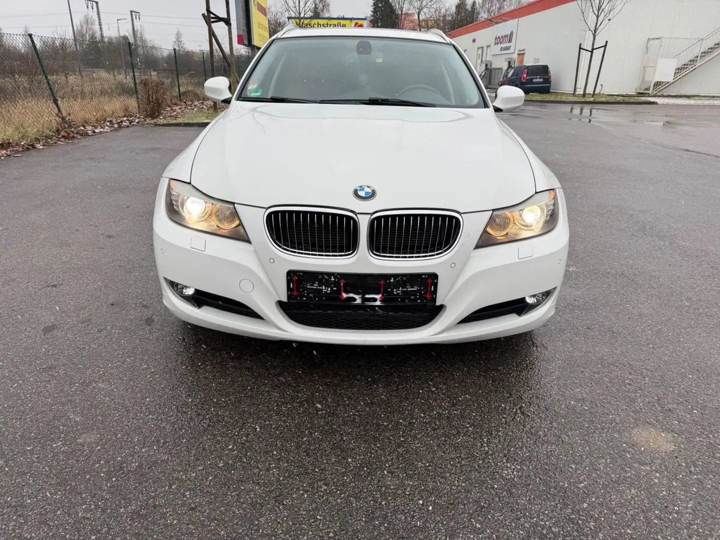BMW 330 i Touring NAVI MEMORY HARMAN KARDON Blanc - 2
