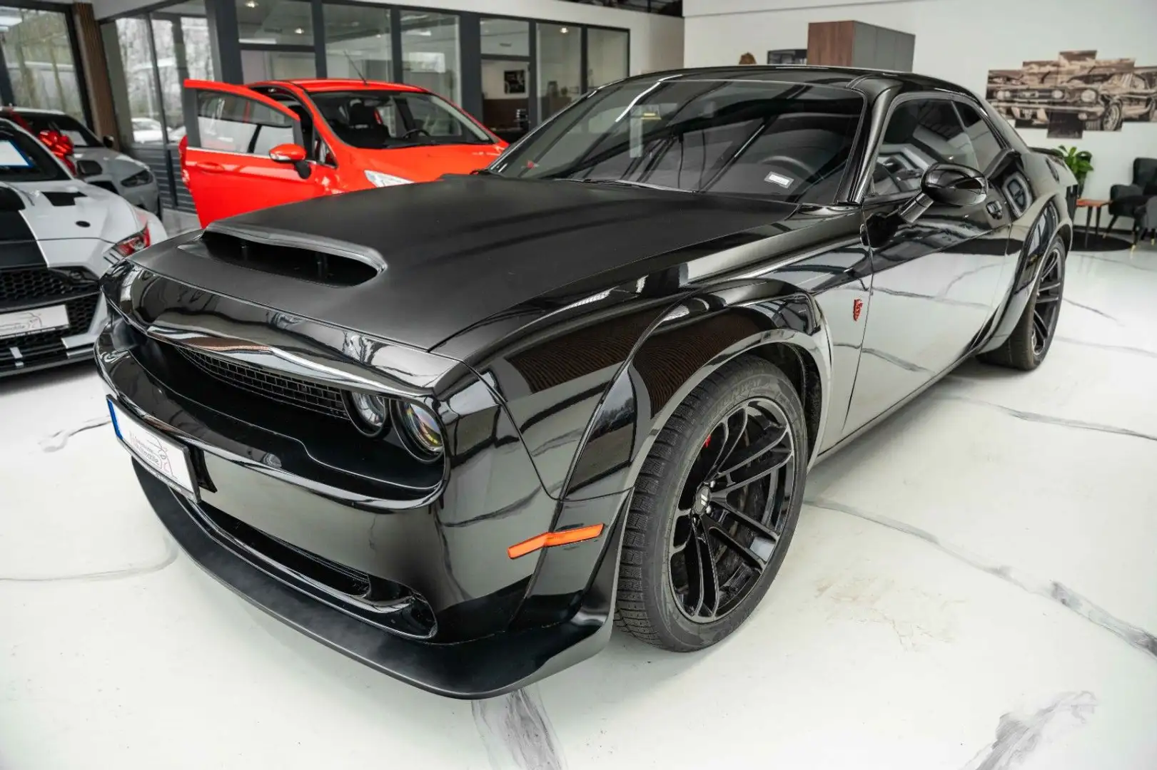Dodge Challenger 5,7 HEMI NAV ALPINE WIDEBODY Noir - 1