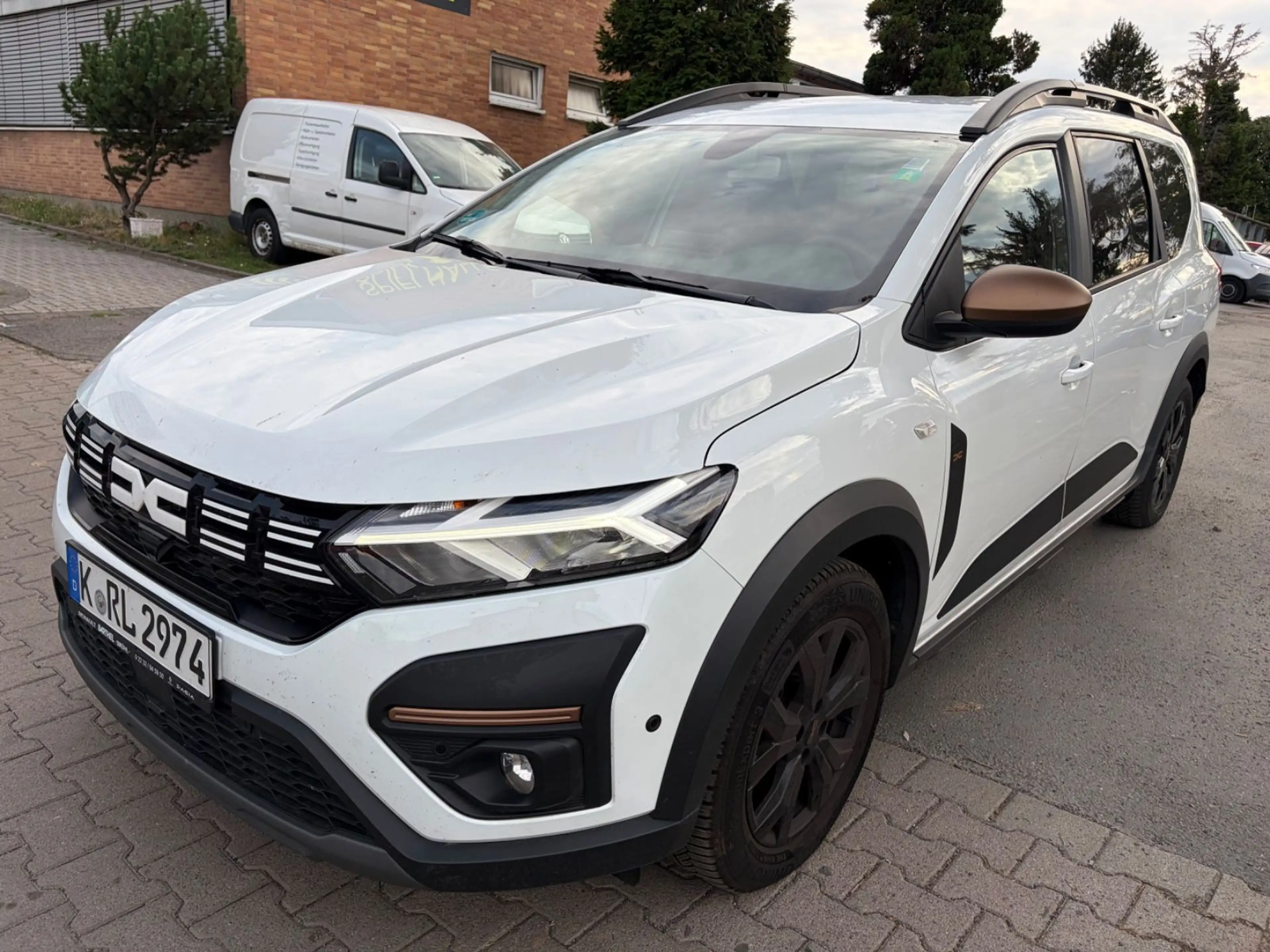 Dacia Jogger ECO-G 100 Extreme+ 7-Sitzer LPG EU6d — photo 15