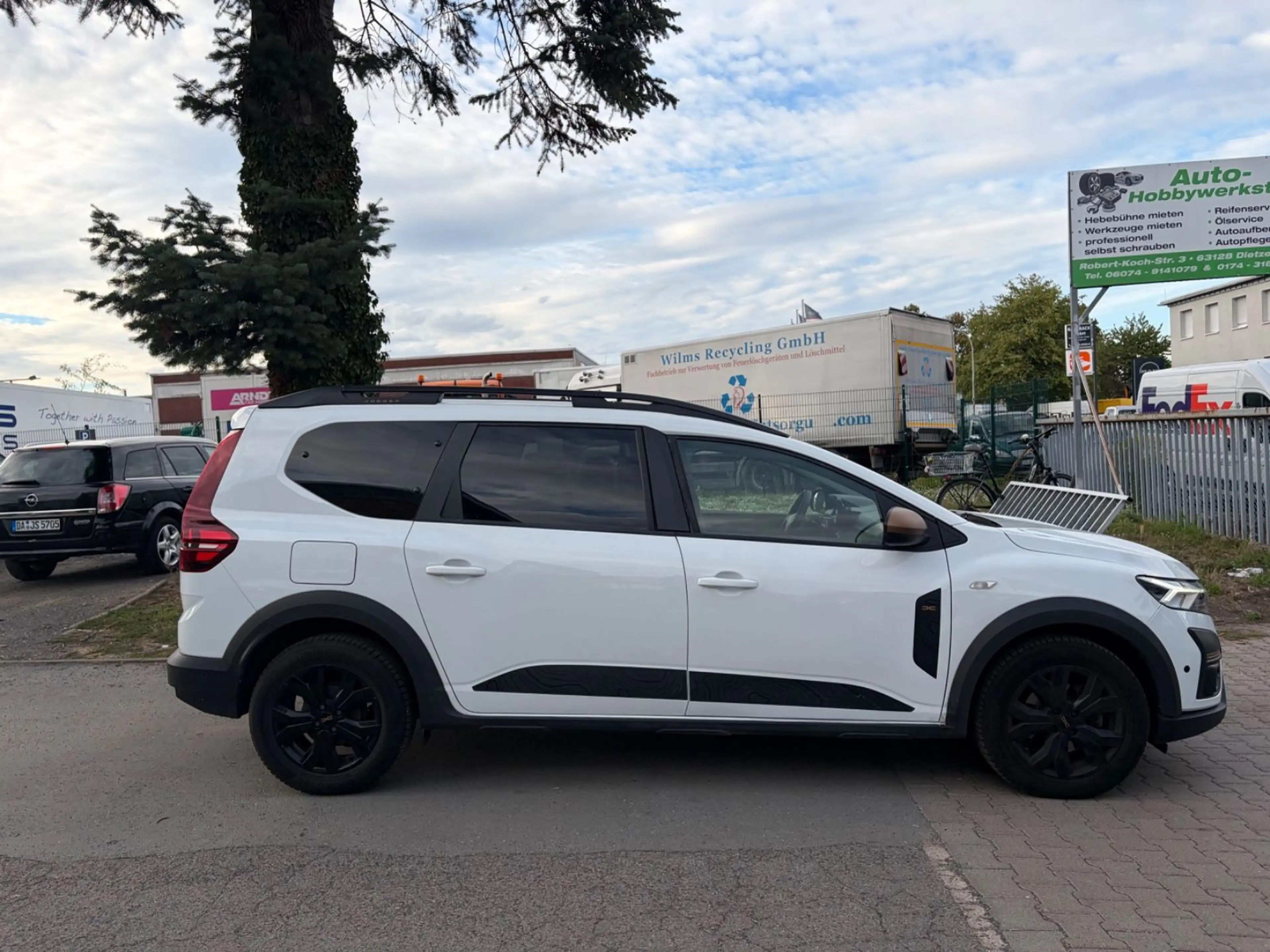 Dacia Jogger ECO-G 100 Extreme+ 7-Sitzer LPG EU6d — photo 9