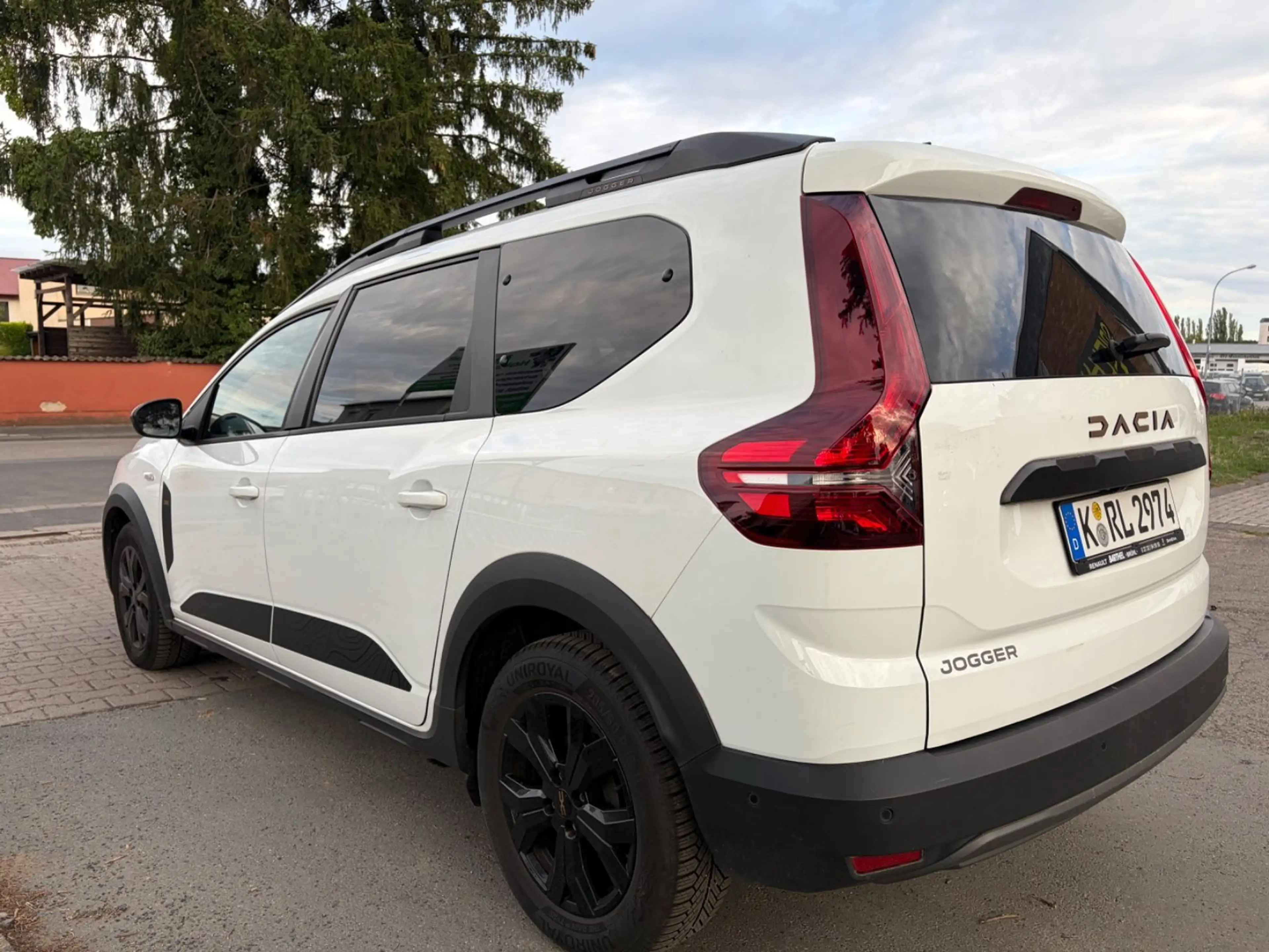 Dacia Jogger ECO-G 100 Extreme+ 7-Sitzer LPG EU6d — photo 12