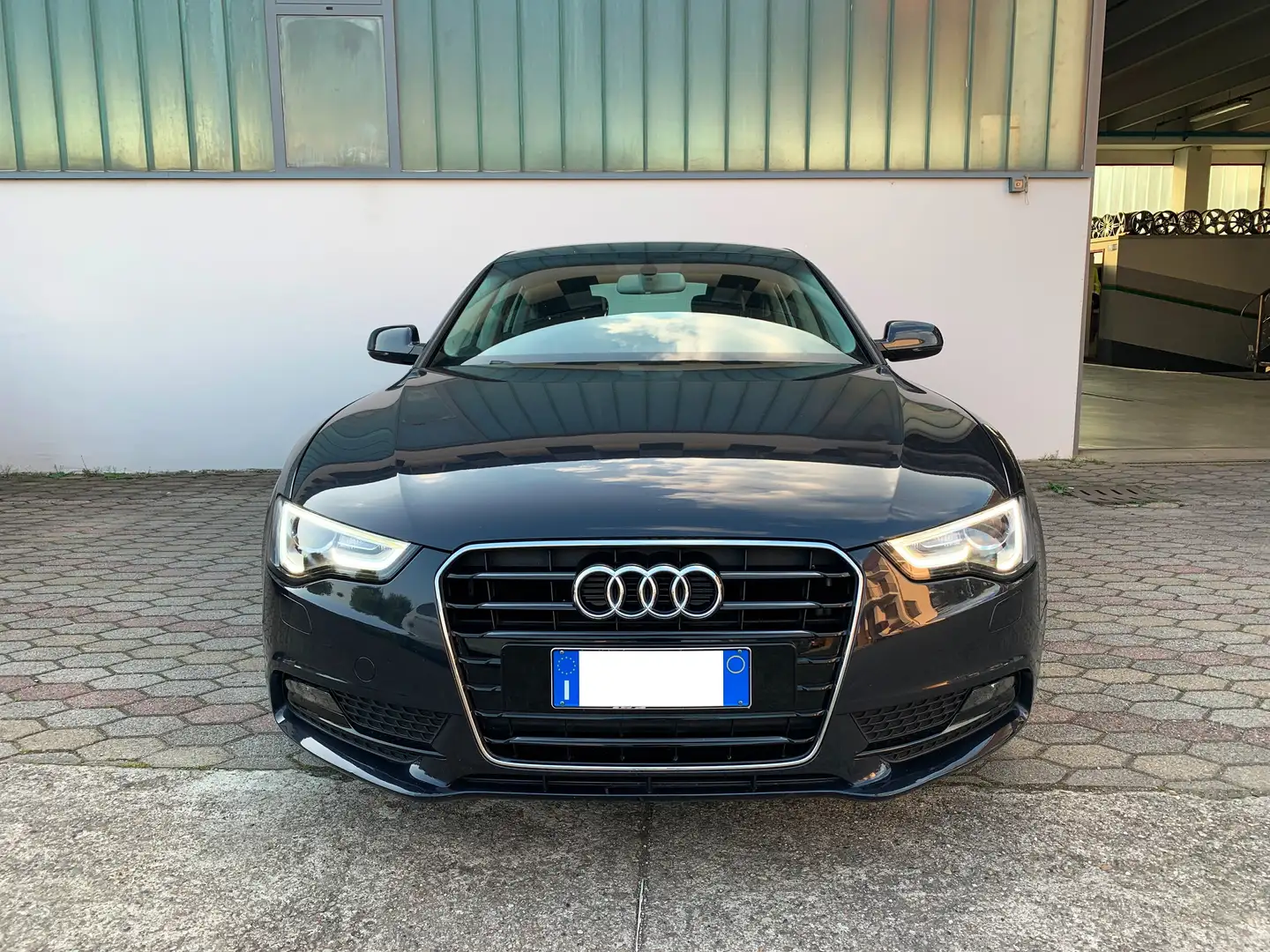 Audi A5 SPORTBACK 2.0 TDI ULTRA BUSINESS PLUS Azul - 2