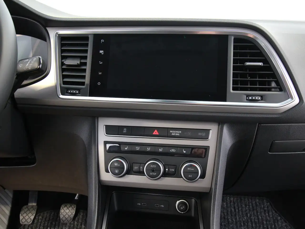SEAT Ateca 1.5 TSI Xperience NAVI+LED+KAMERA+WINTER 13