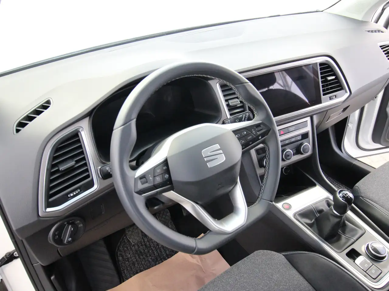 SEAT Ateca 1.5 TSI Xperience NAVI+LED+KAMERA+WINTER 9
