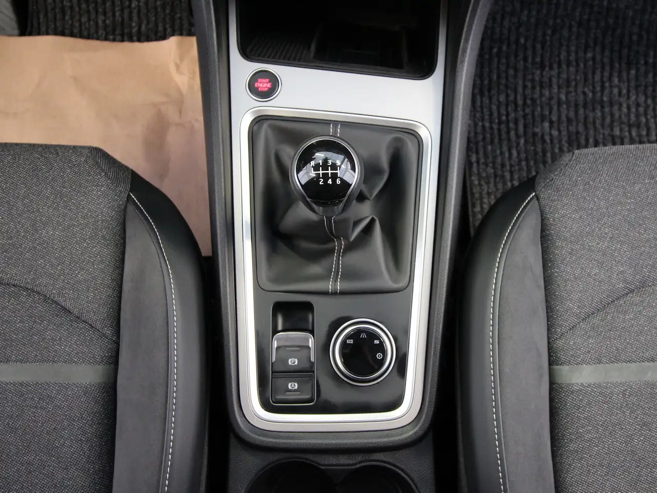 SEAT Ateca 1.5 TSI Xperience NAVI+LED+KAMERA+WINTER 20