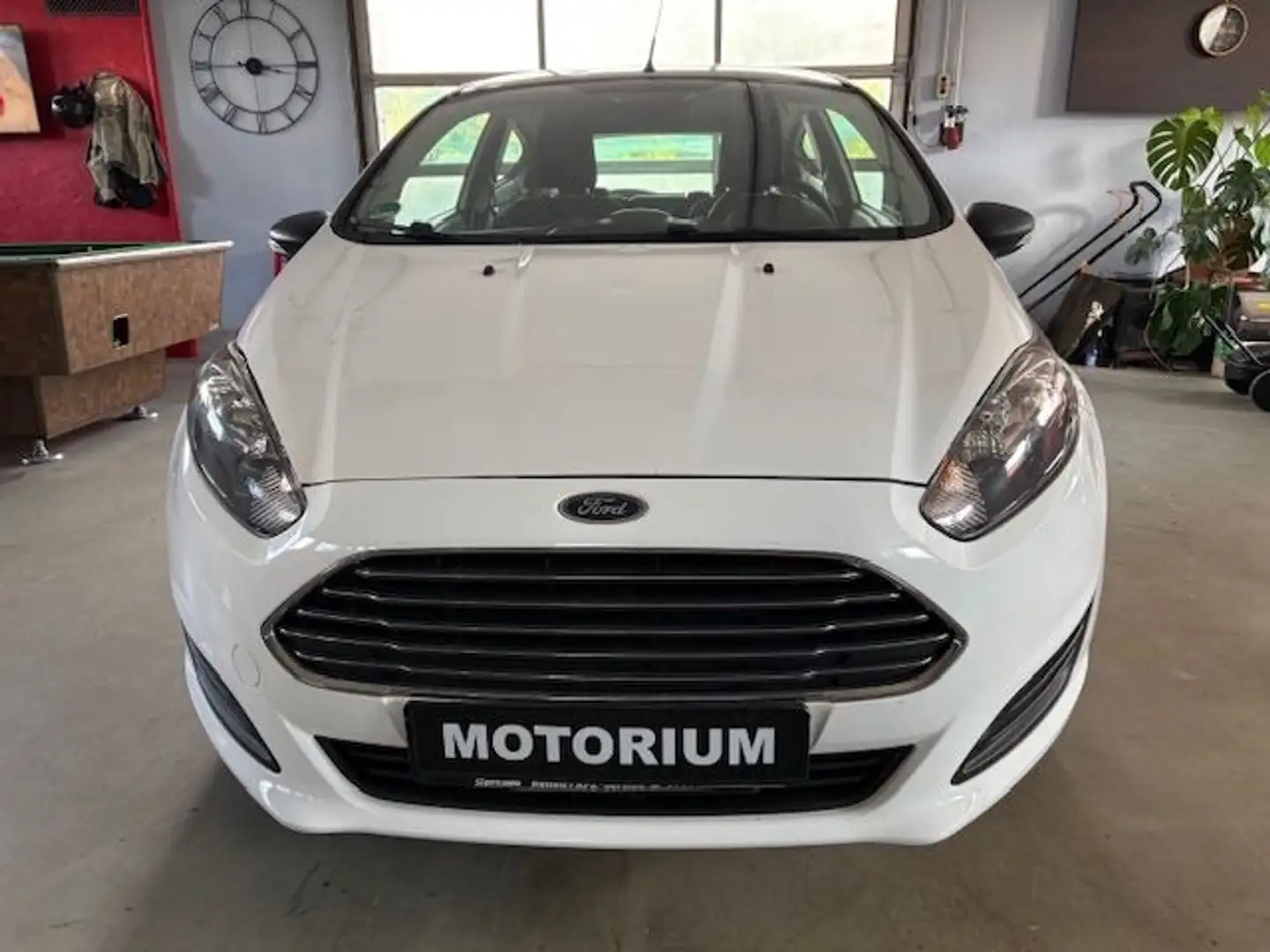 Ford Fiesta Ambiente~Klima~TÜV 08/2026~Hagelschaden Weiß - 2
