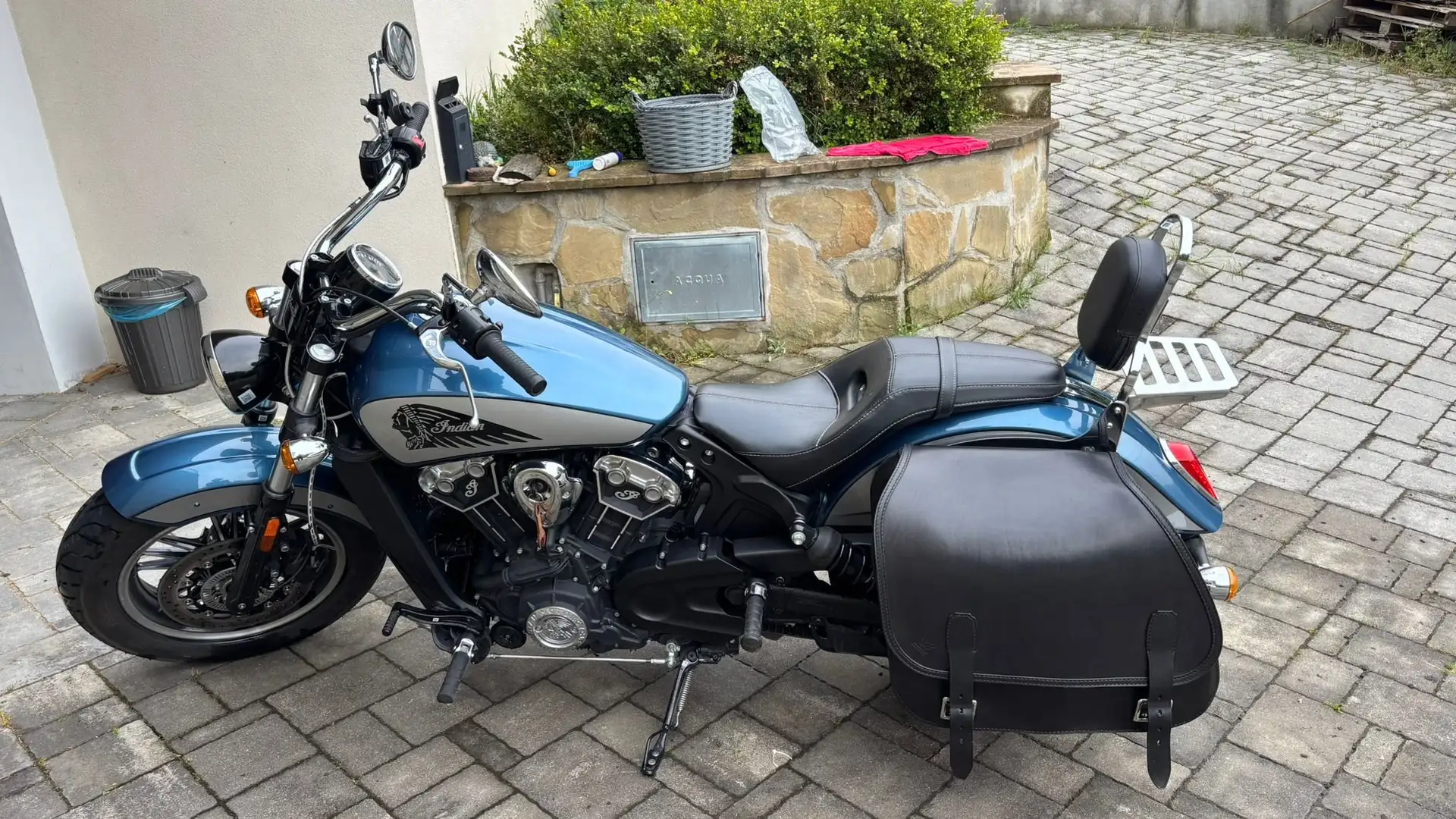 Indian Scout Icon 2021 Blu/Azzurro - 1