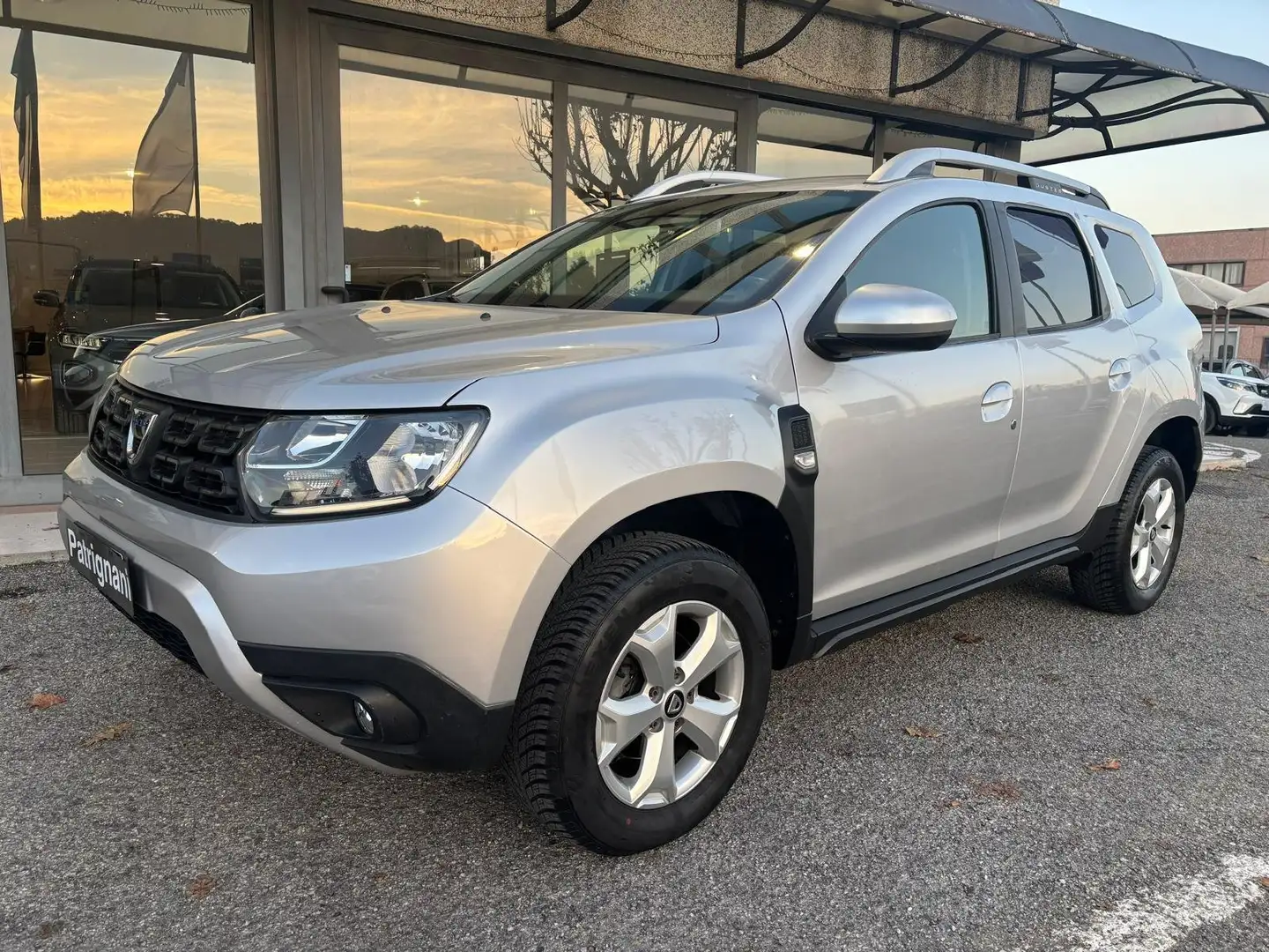 Dacia Duster 1.5 dci Comfort 4x2 AUTOMATICA - UNICO PROPR. Argento - 2