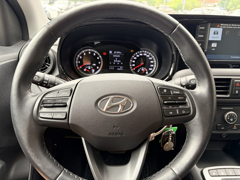 Hyundai i10 1.0 Trend (EURO 6d)Wenig km Sitz u Lenkradheizung — photo 8