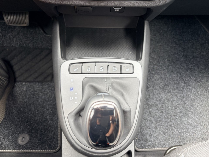 Hyundai i10 1.0 Trend (EURO 6d)Wenig km Sitz u Lenkradheizung — photo 9