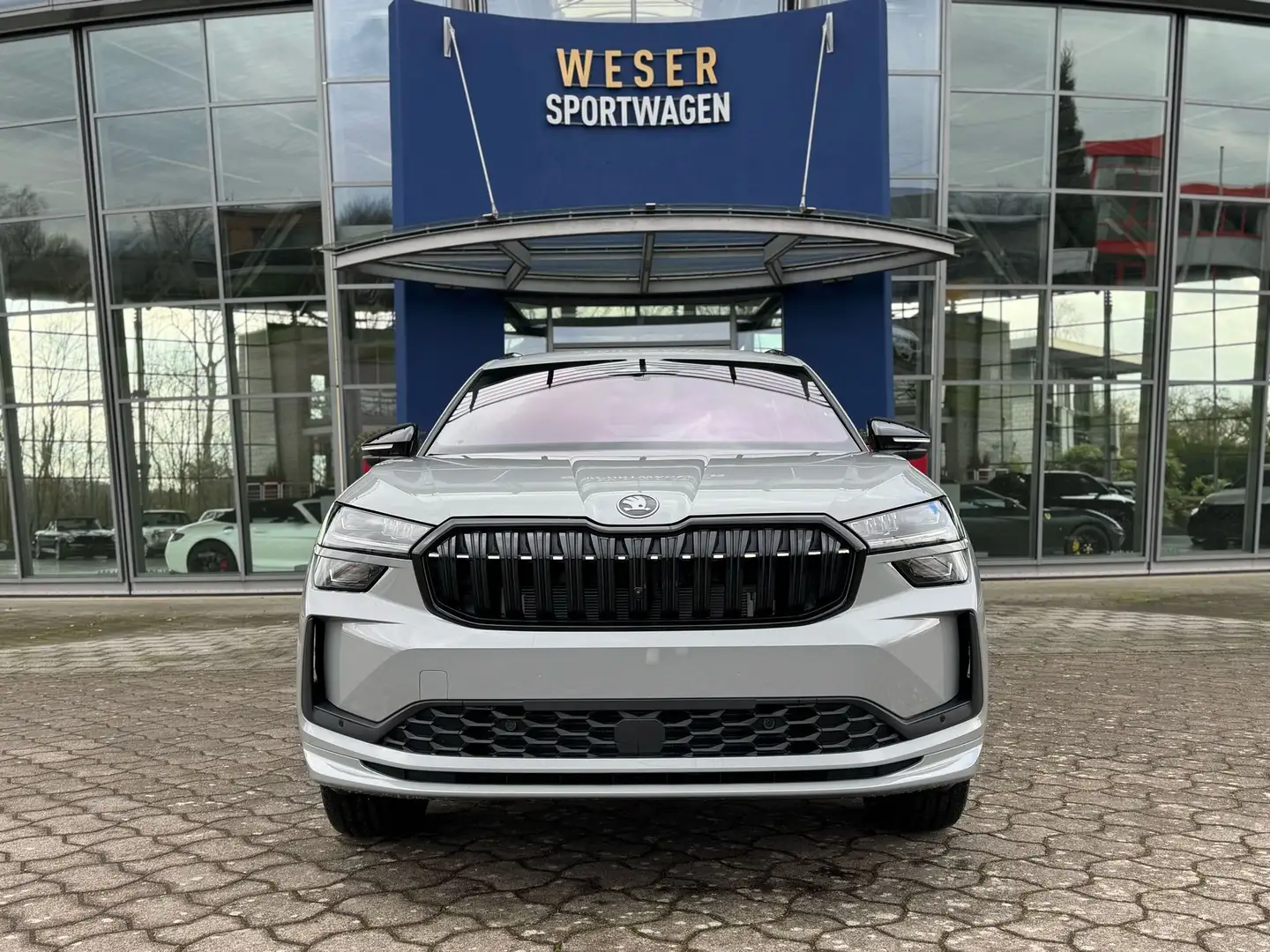 Skoda Kodiaq Sportline 2.0 TDI 4x4 DSG NEW*7Sitzer/Pano/Standhz Сірий - 2