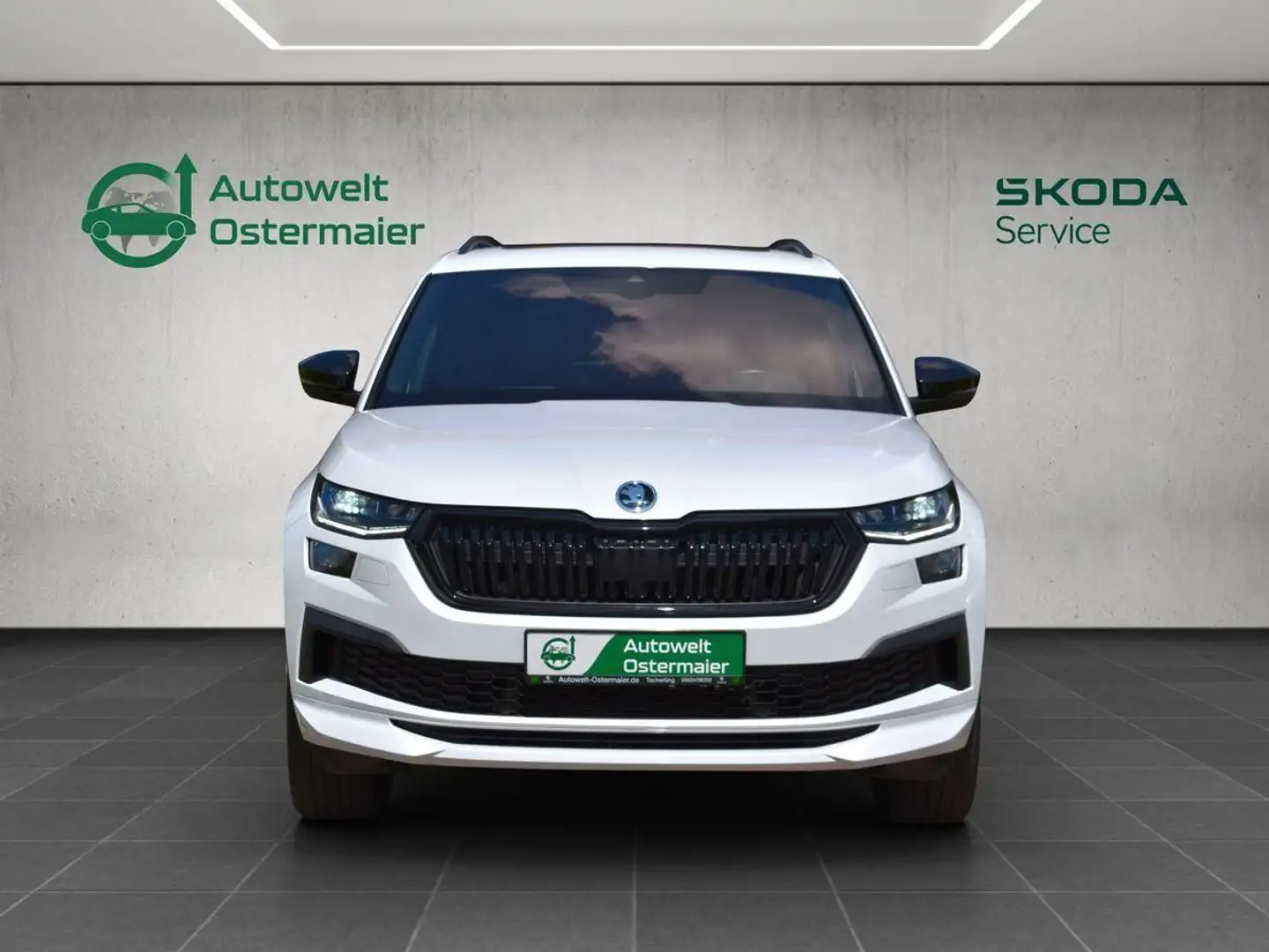 Skoda Kodiaq 2.0 TSI DSG 4x4 Sportline*7-Si.*ACC* Weiß - 2