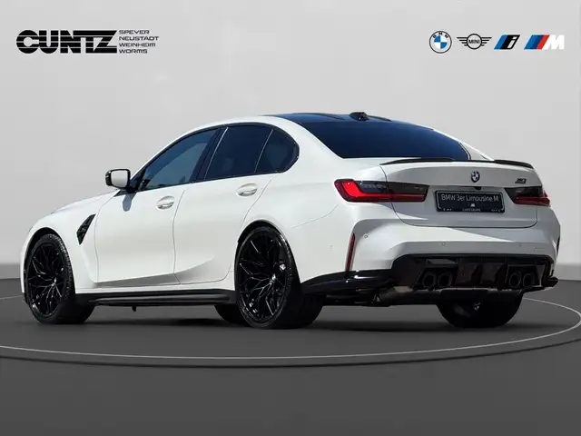 BMW M3 view 7