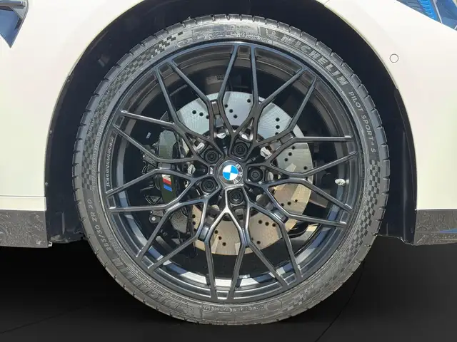 BMW M3 view 12