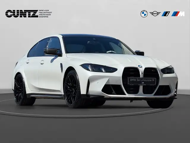 BMW M3 view 3