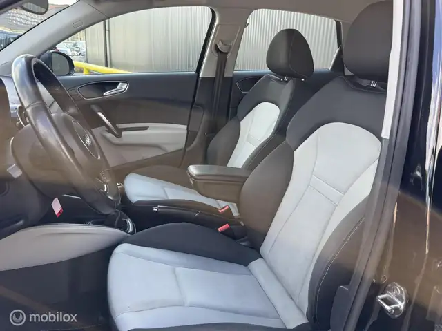 Audi A1 view 4