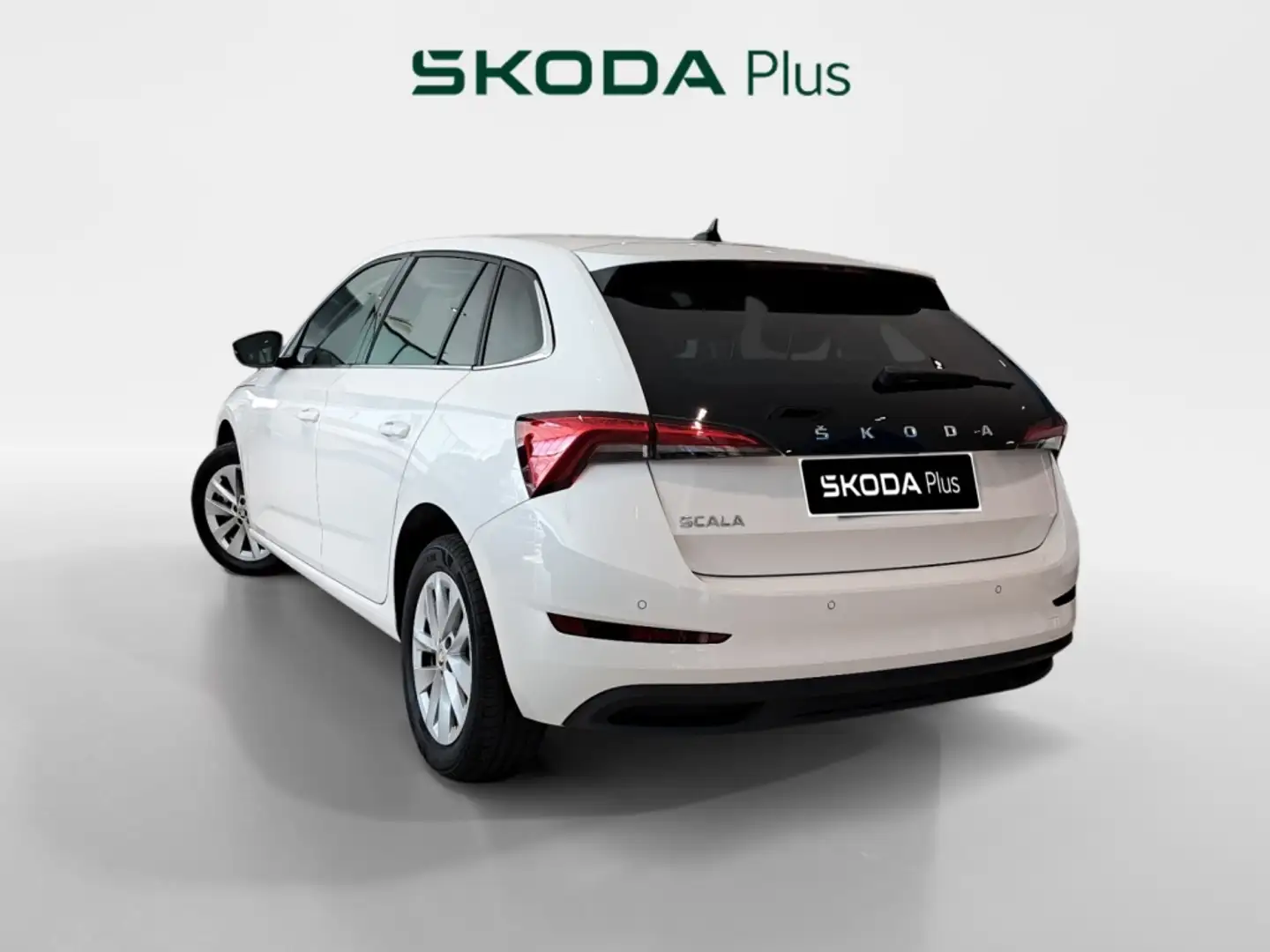 Skoda Scala BERLINA CON PORTON 1.0 TSI 85KW DESIGN 115 5P Blanco - 2