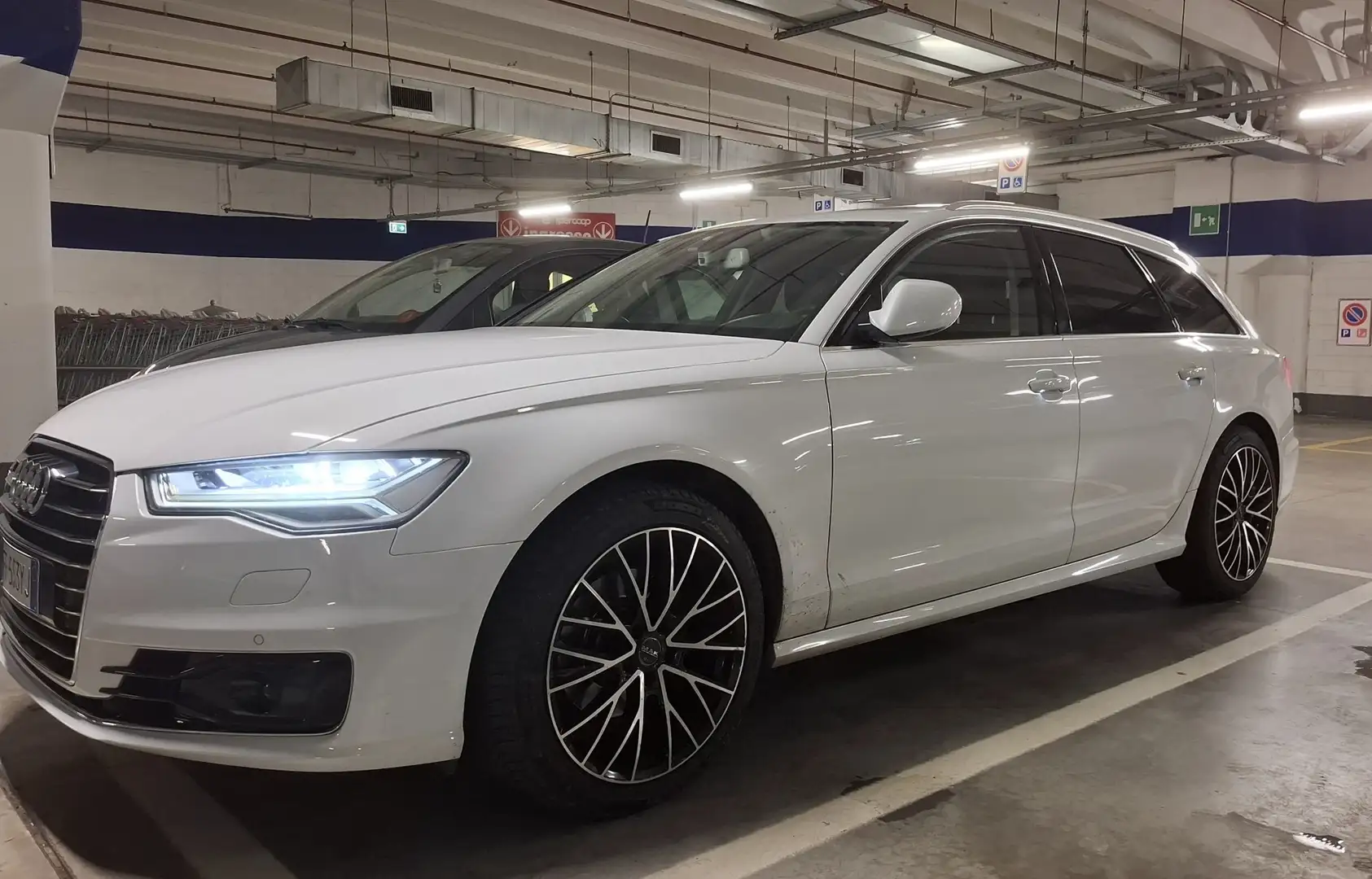 Audi A6 Avant 2.0 tdi ultra Business Plus 190cv s-tronic - 1