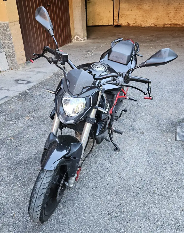 Benelli BN 125