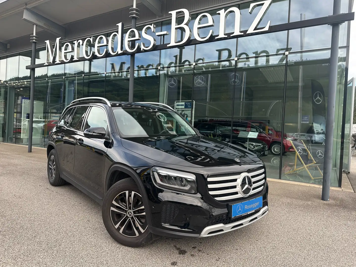 Mercedes-Benz GLB 180 Ö-Edition Aut. *AHV*LED*Navi*Park-Paket* Noir - 1