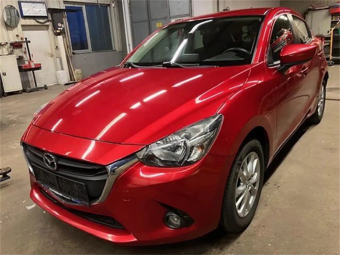 Mazda 2 G75 Attraction Rot - 1