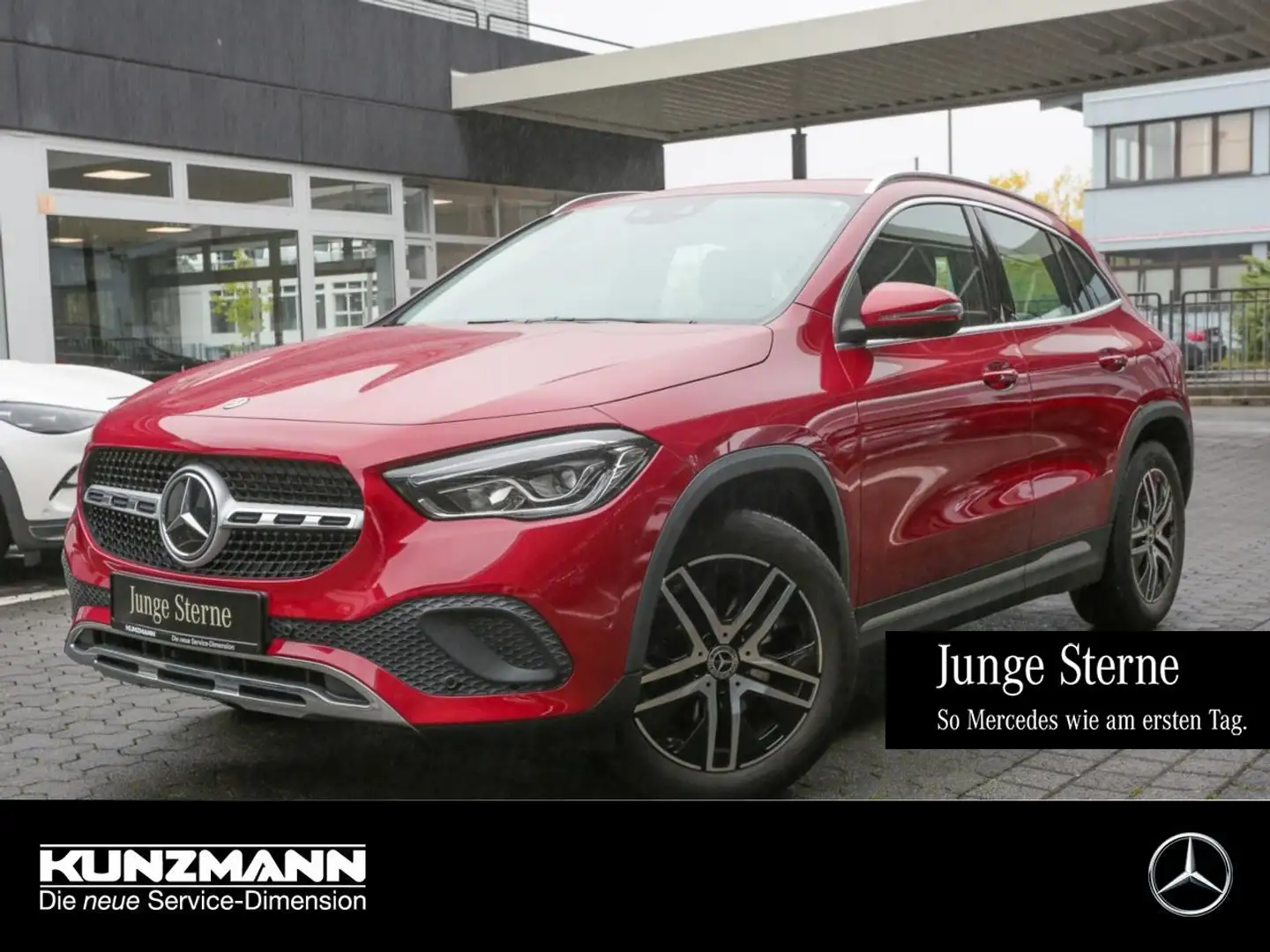 Mercedes-Benz GLA 200 Progressive MBUXNavi Kamera Easy-Pack Rot - 1