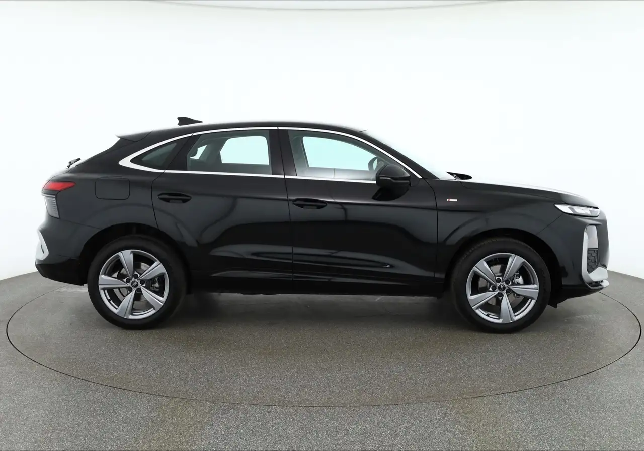 Audi Q3 Sportback 1.5 TFSI s-line s-tronic n.Modell AHK 6