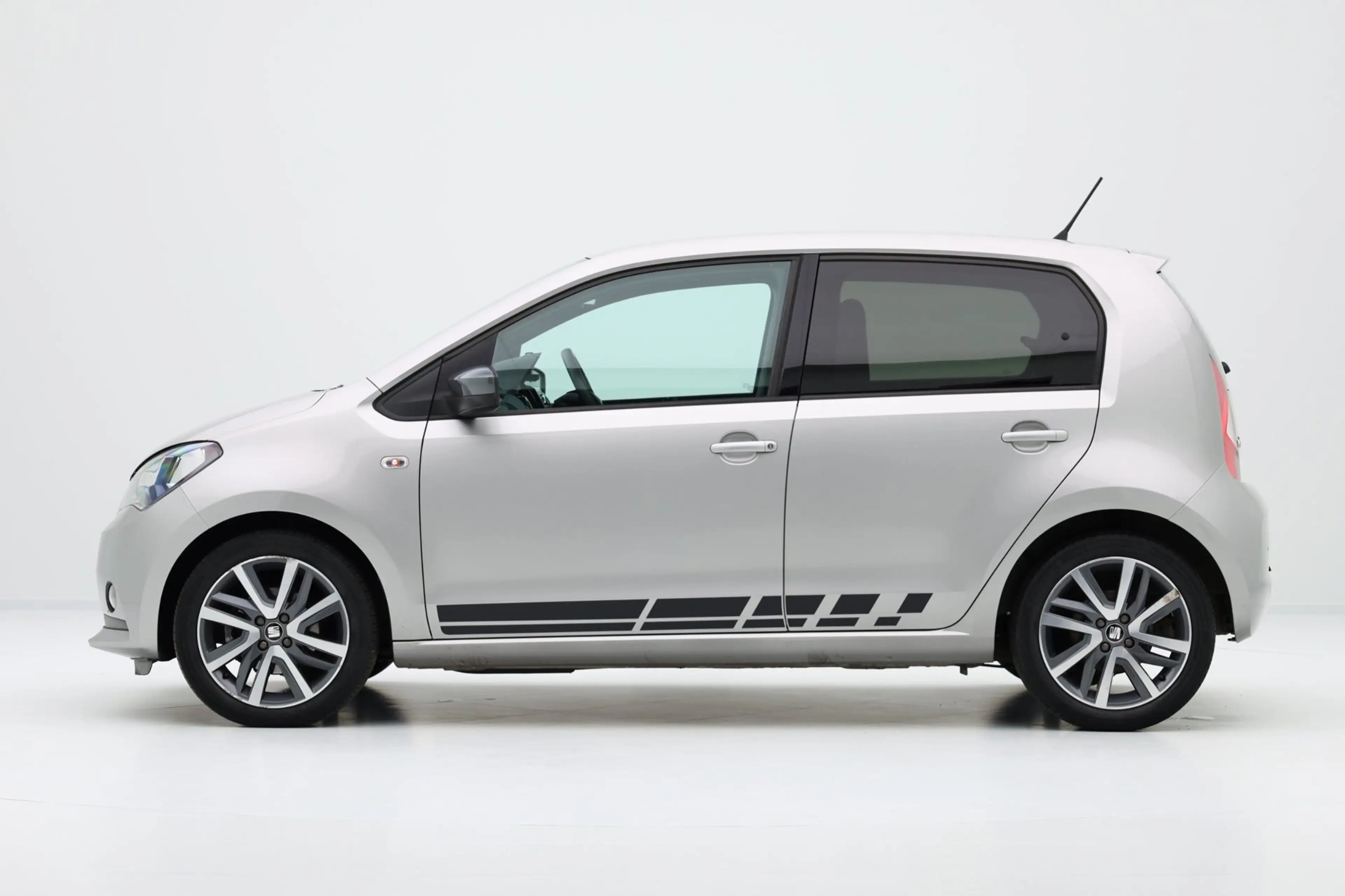 SEAT Mii 1.0 FR-Line 5-drs LMV|Airco — photo 22