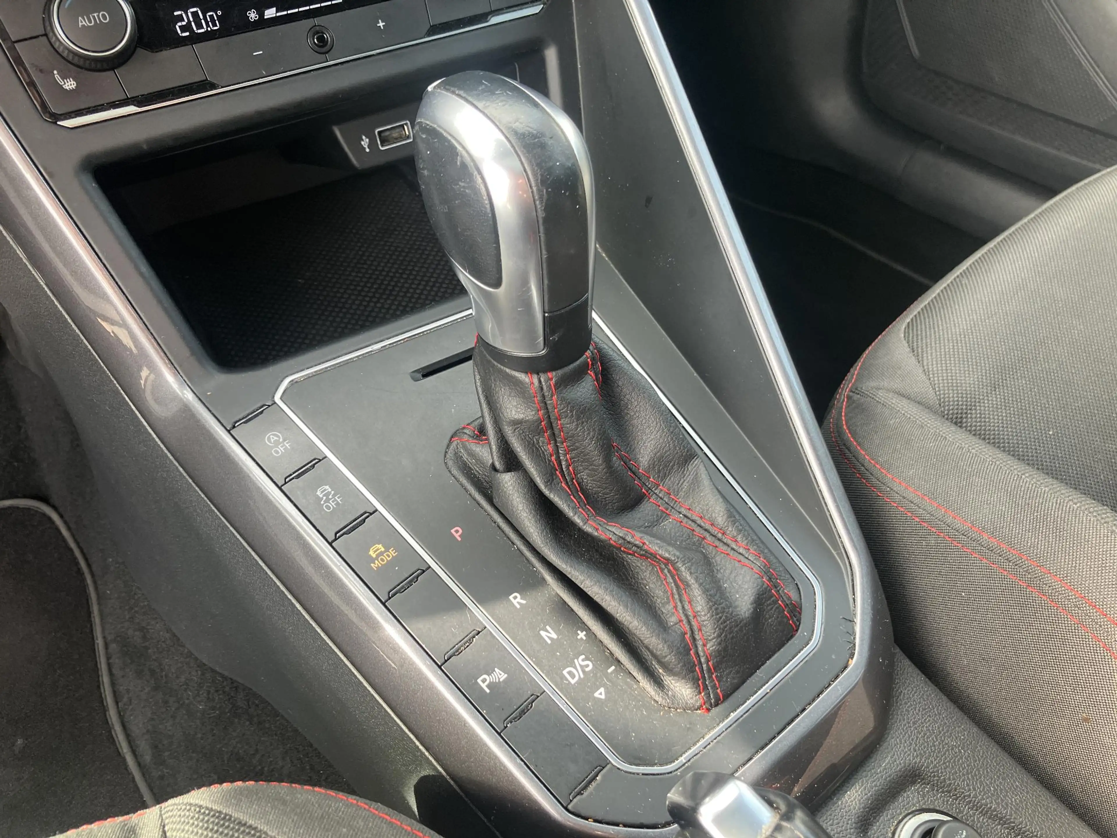 Volkswagen Polo GTI 2.0 TSI | ACC | Open dak | LED — photo 42