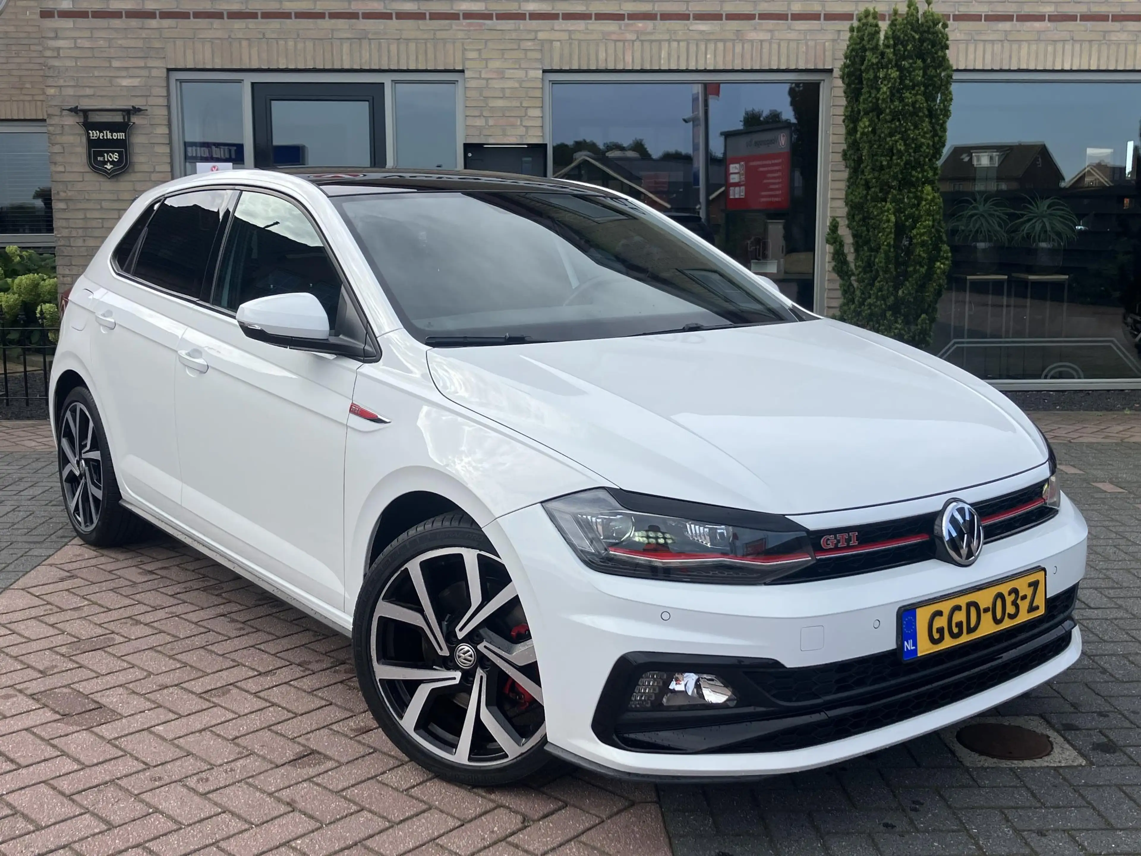 Volkswagen Polo GTI 2.0 TSI | ACC | Open dak | LED — photo 3