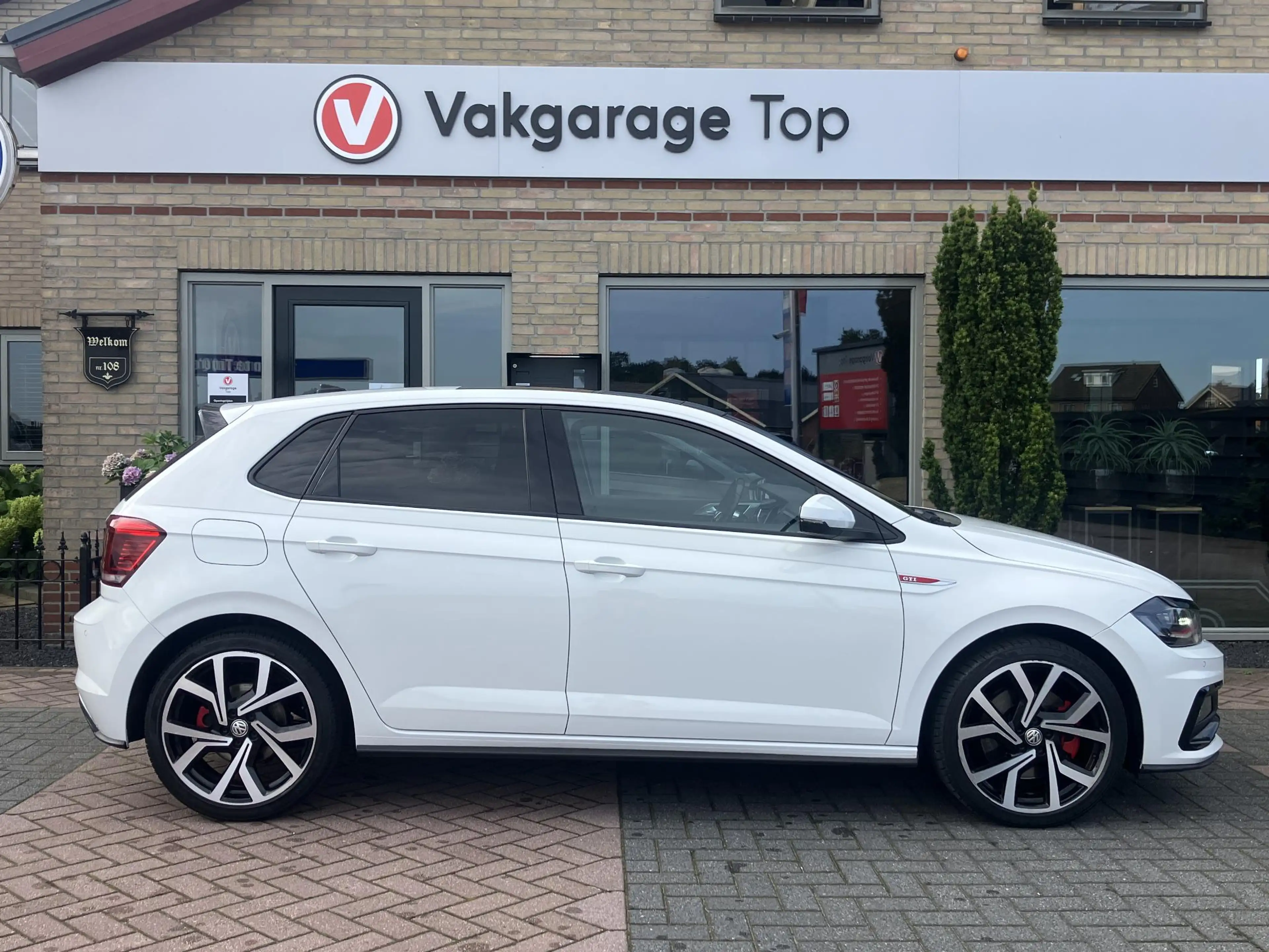 Volkswagen Polo GTI 2.0 TSI | ACC | Open dak | LED — photo 13
