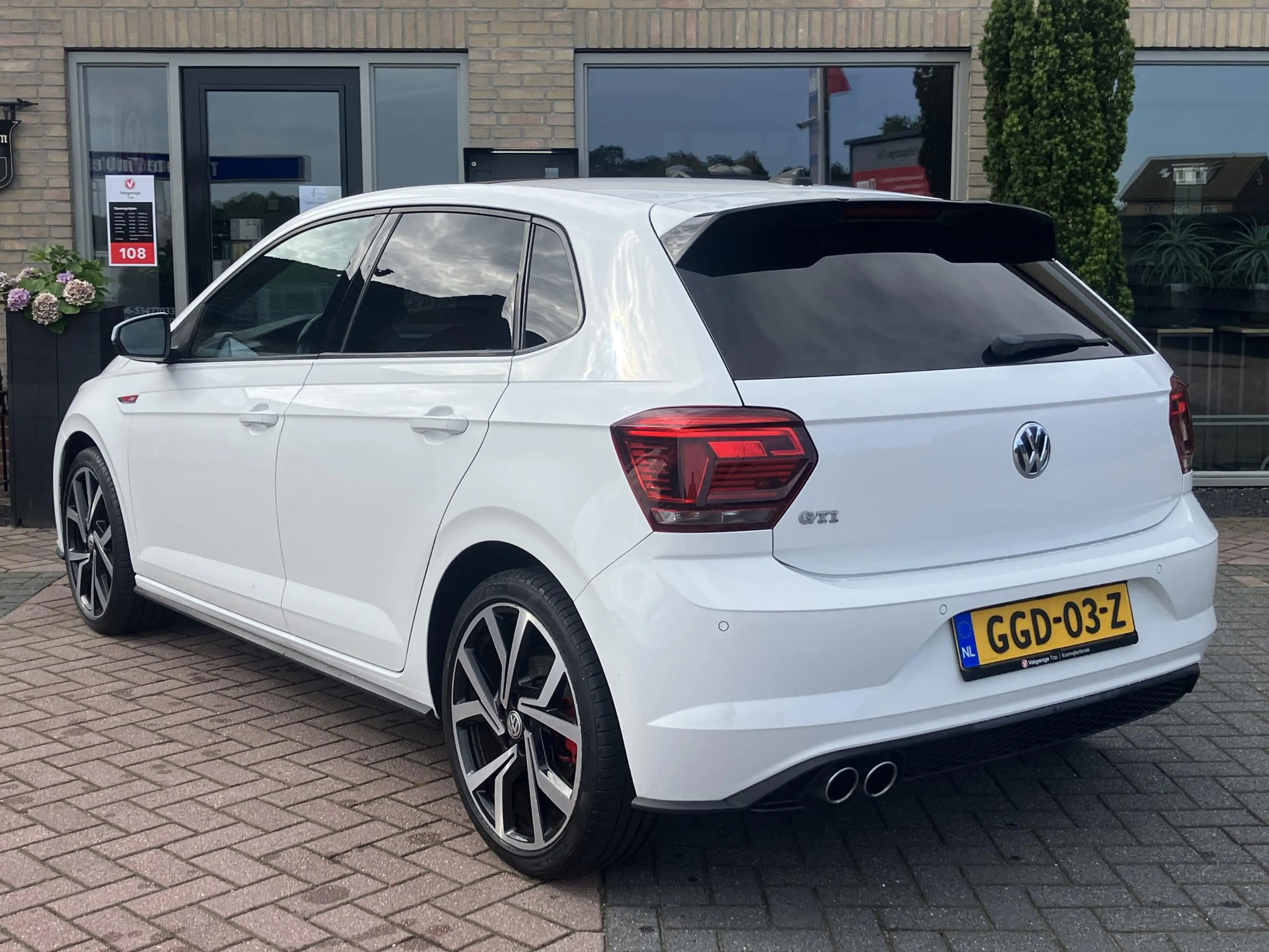 Volkswagen Polo GTI 2.0 TSI | ACC | Open dak | LED — photo 10