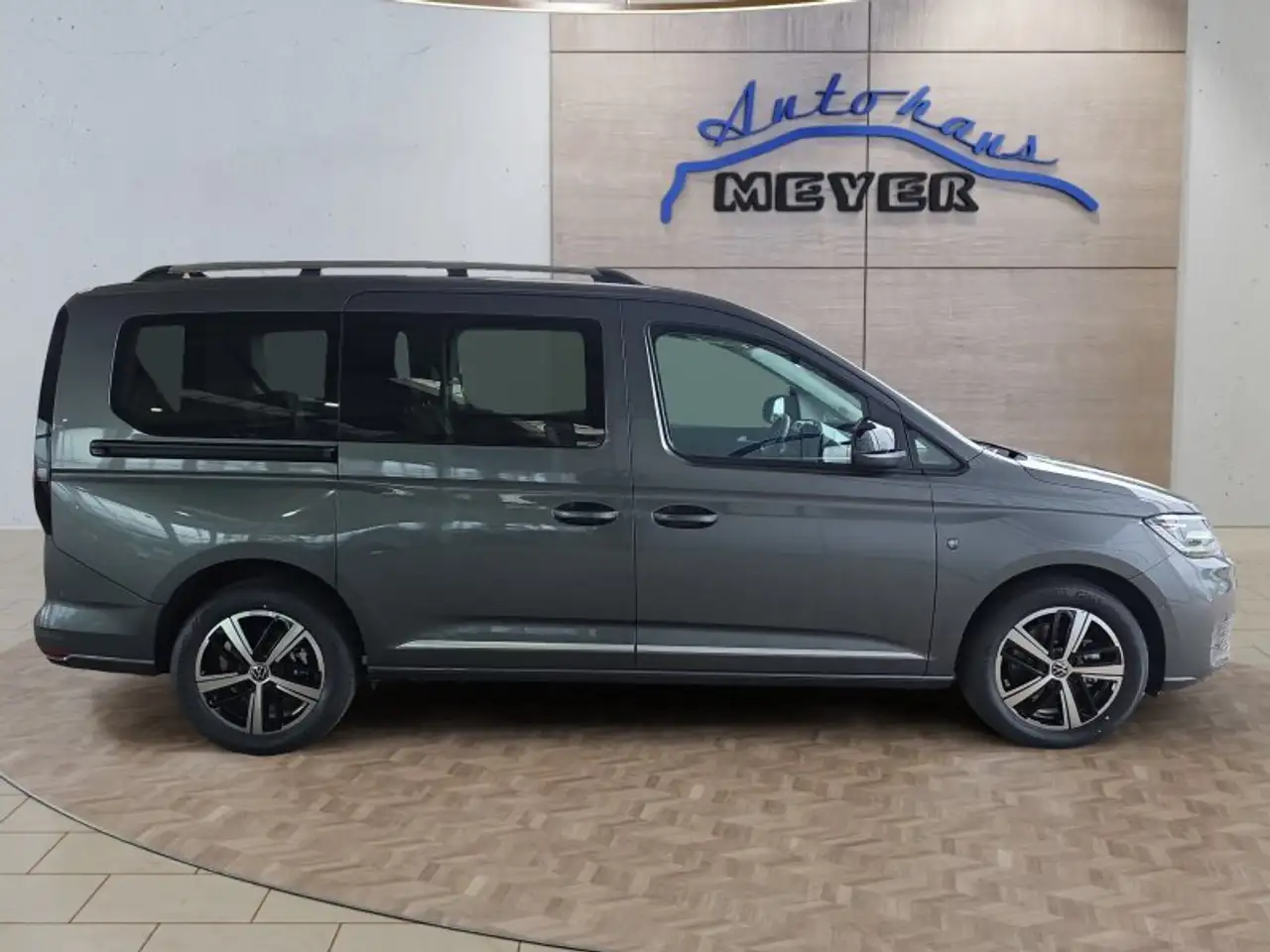 Volkswagen Caddy Maxi Style 1,5TSI DSG aAHK/LED/Navi/Kamera/Winterp 6