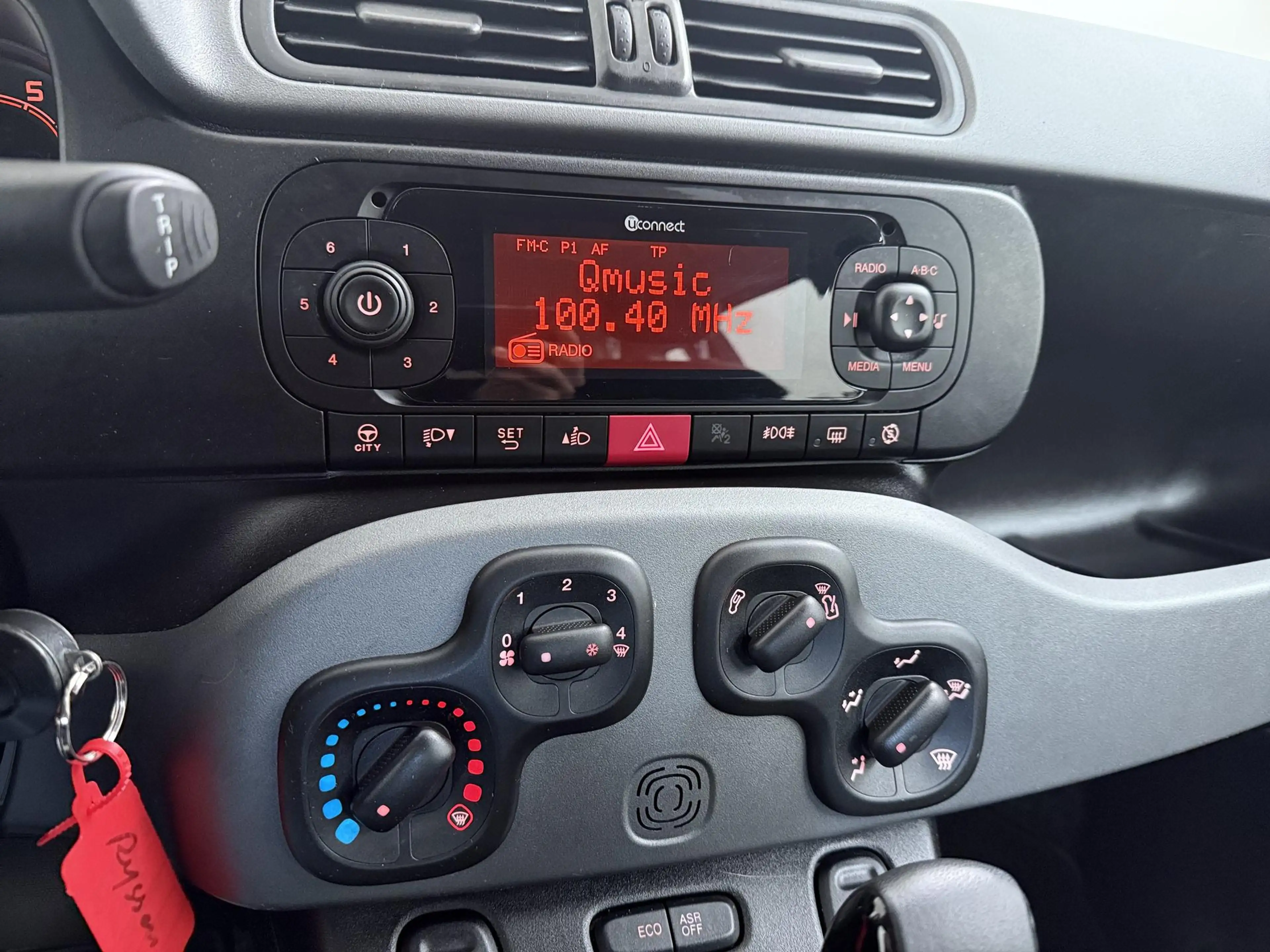 Fiat Panda 0.9 TwinAir Lounge | Automaat | Weinig km's | — photo 11
