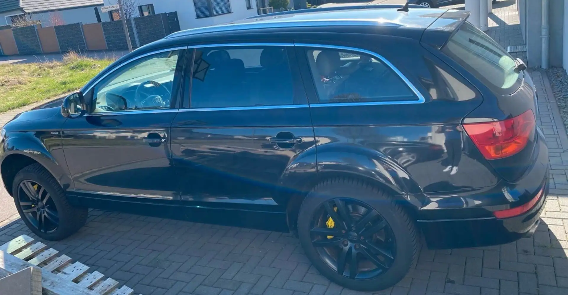 Audi Q7 4.2 FSI Quattro - 2