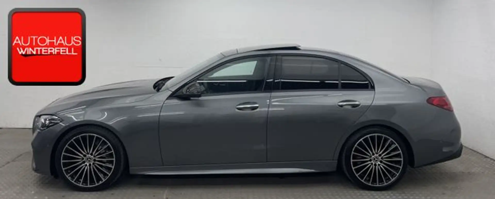 Mercedes-Benz C 200 4M AMG NIGHT PANO+MASSAGE+KEYLESS+STANDHZG Grau - 2