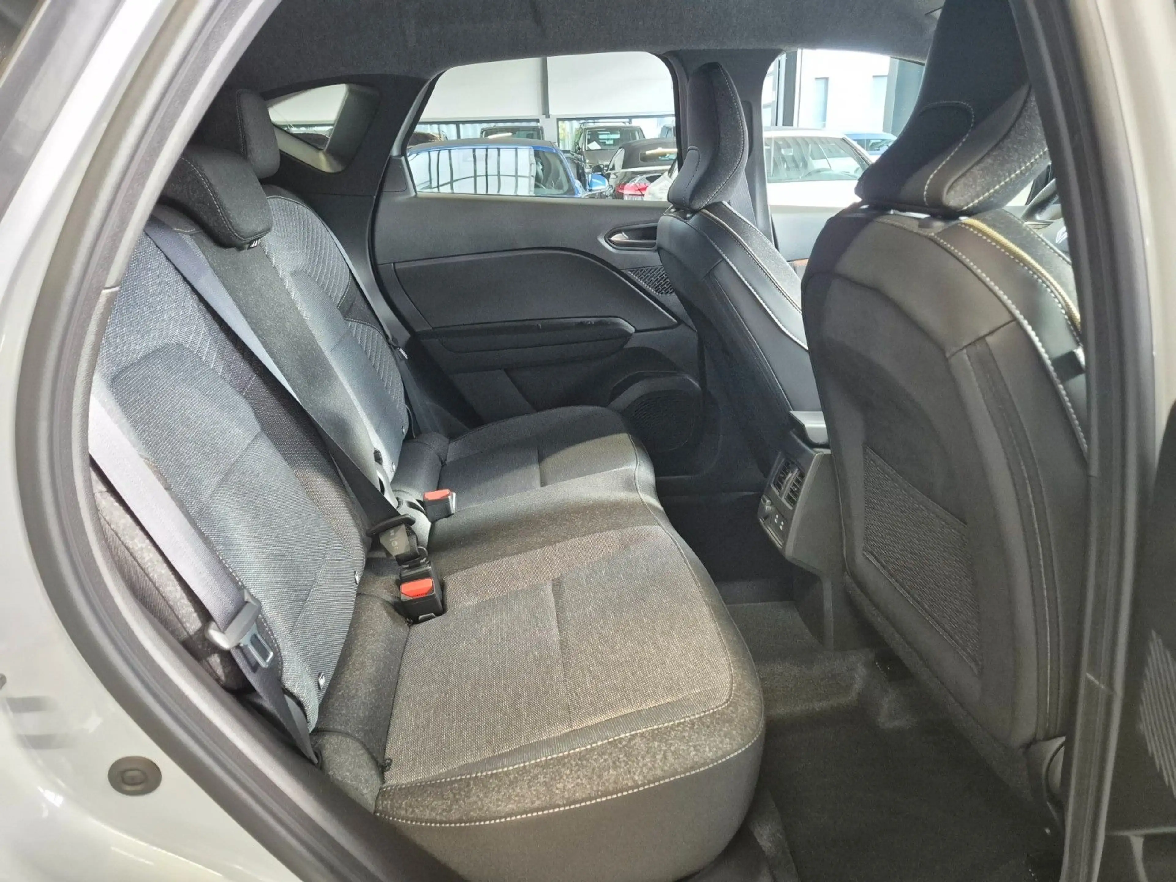 Renault Captur CAPTUR II TECHNO NAVI CARPLAY SITZHZ CAMERA SPUR — photo 13